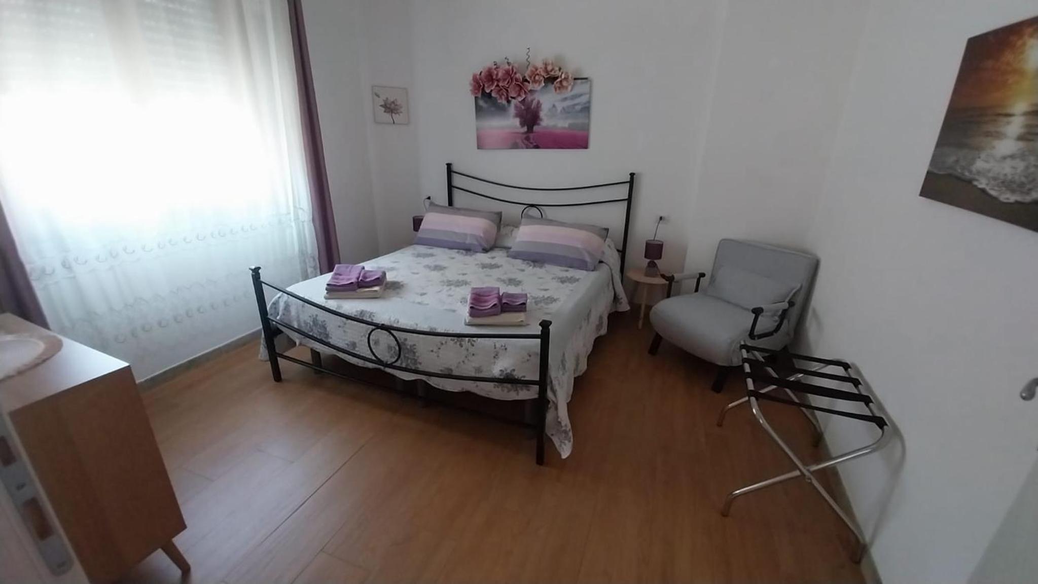 Large Twin Room photo 3