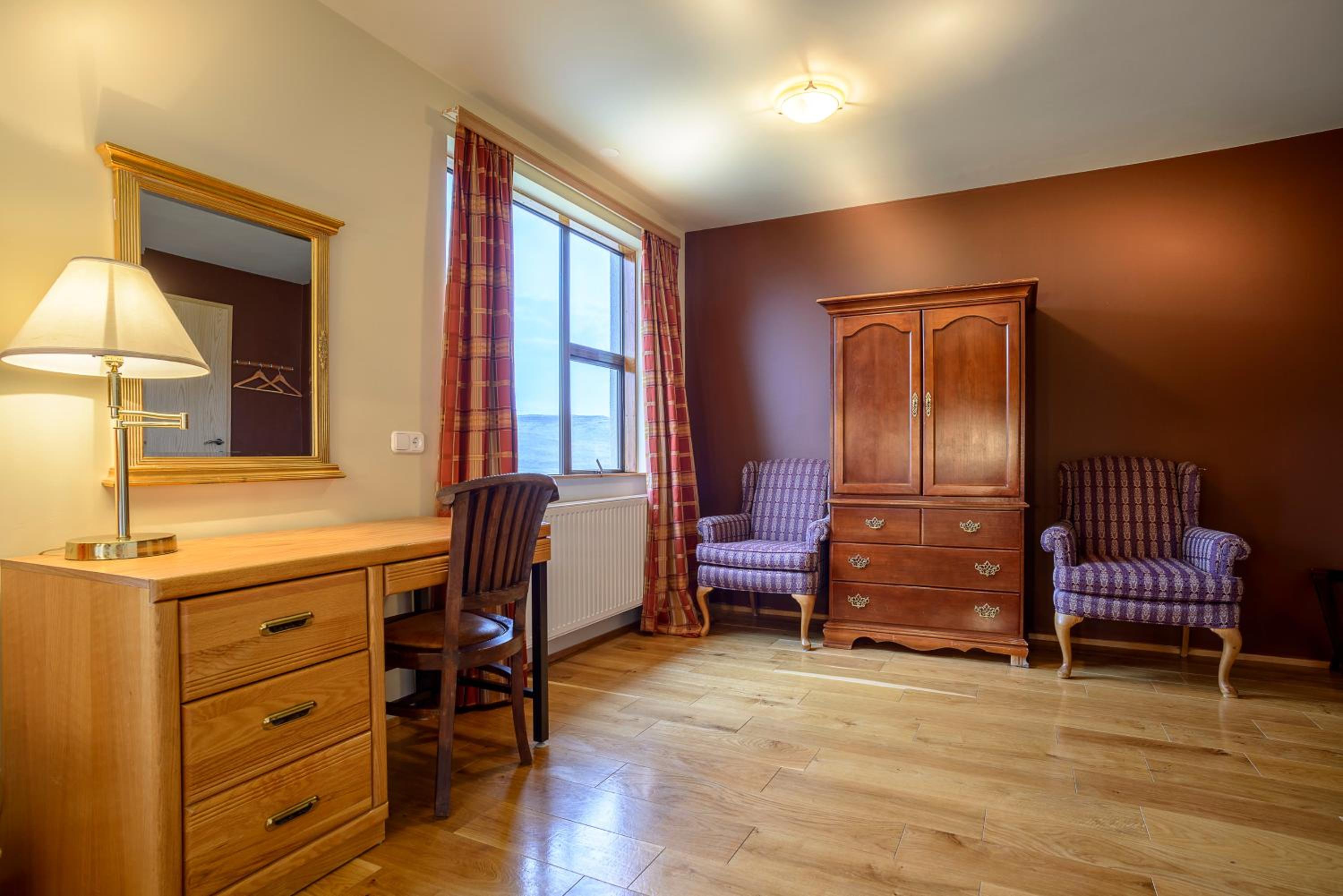 Superior Double Room with a Sea View - Photo 3