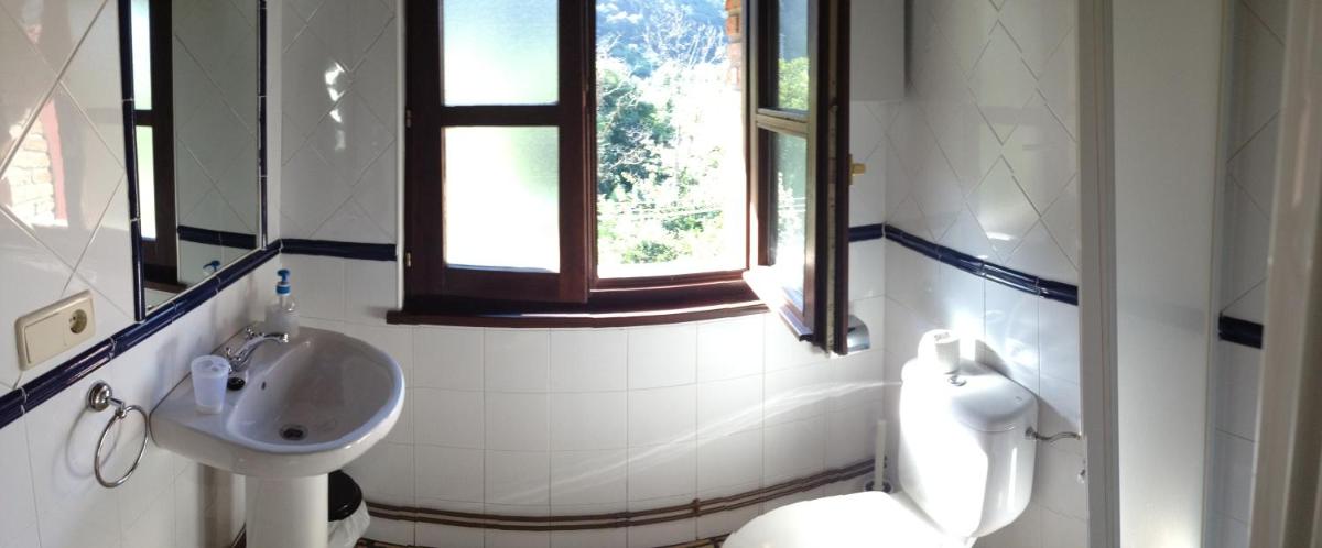 Apartment with Mountain View photo 1
