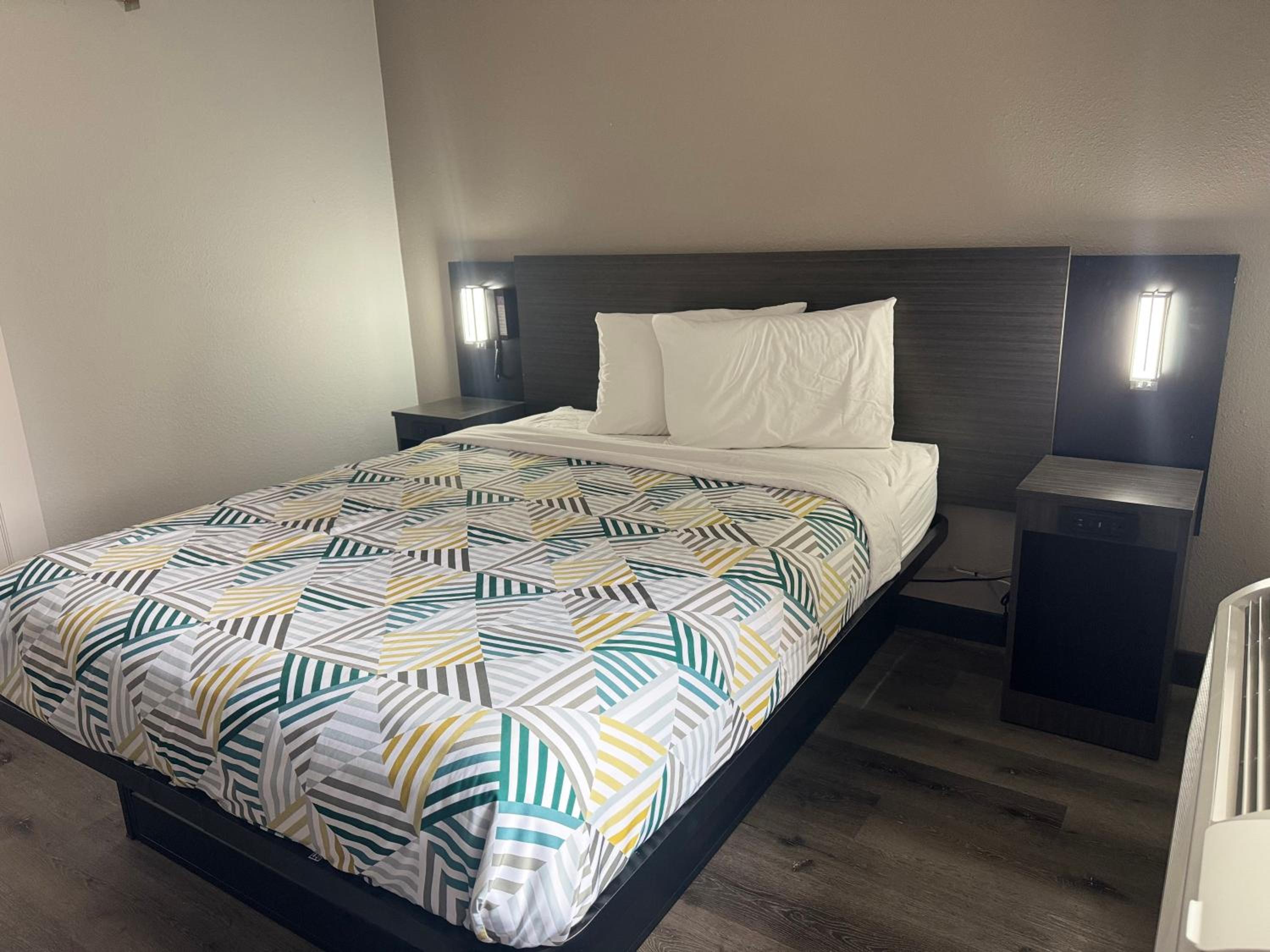Double Room - Disability Access - Photo 1