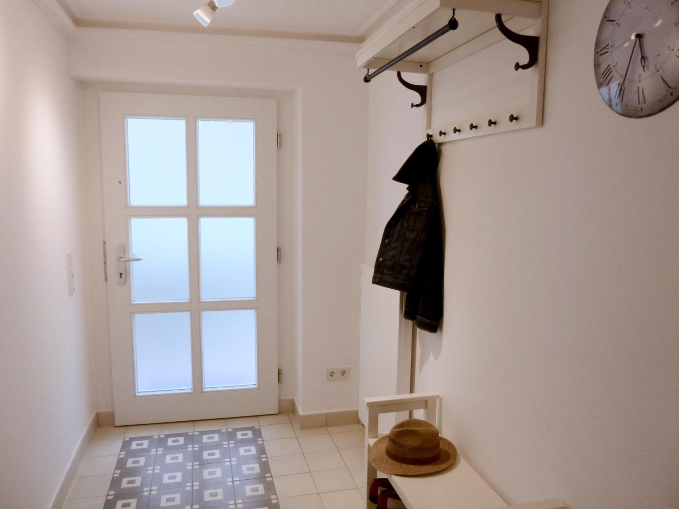 Superior One-Bedroom Apartment - Annex photo 3