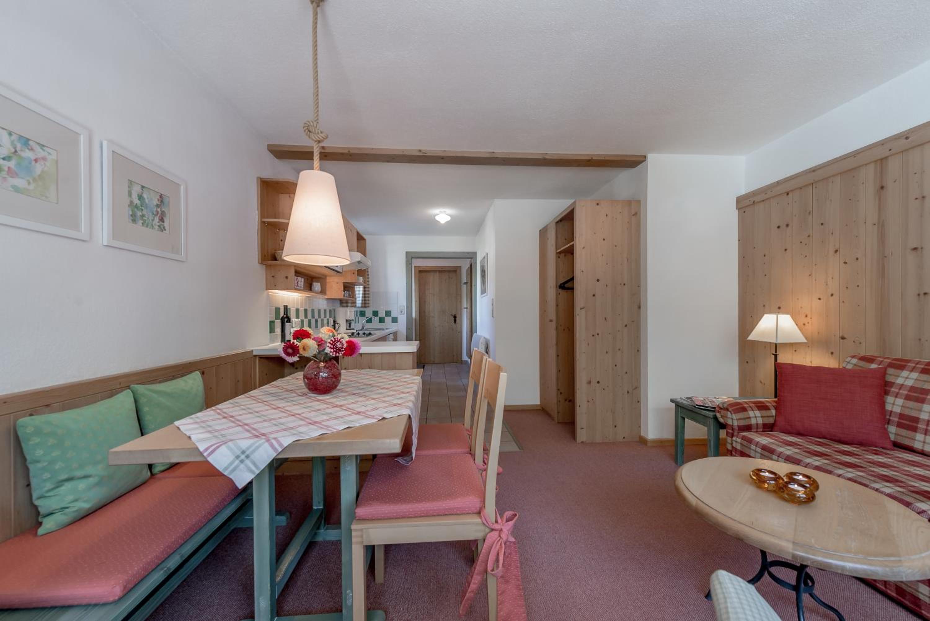 One-Bedroom Apartment with Balcony photo 2