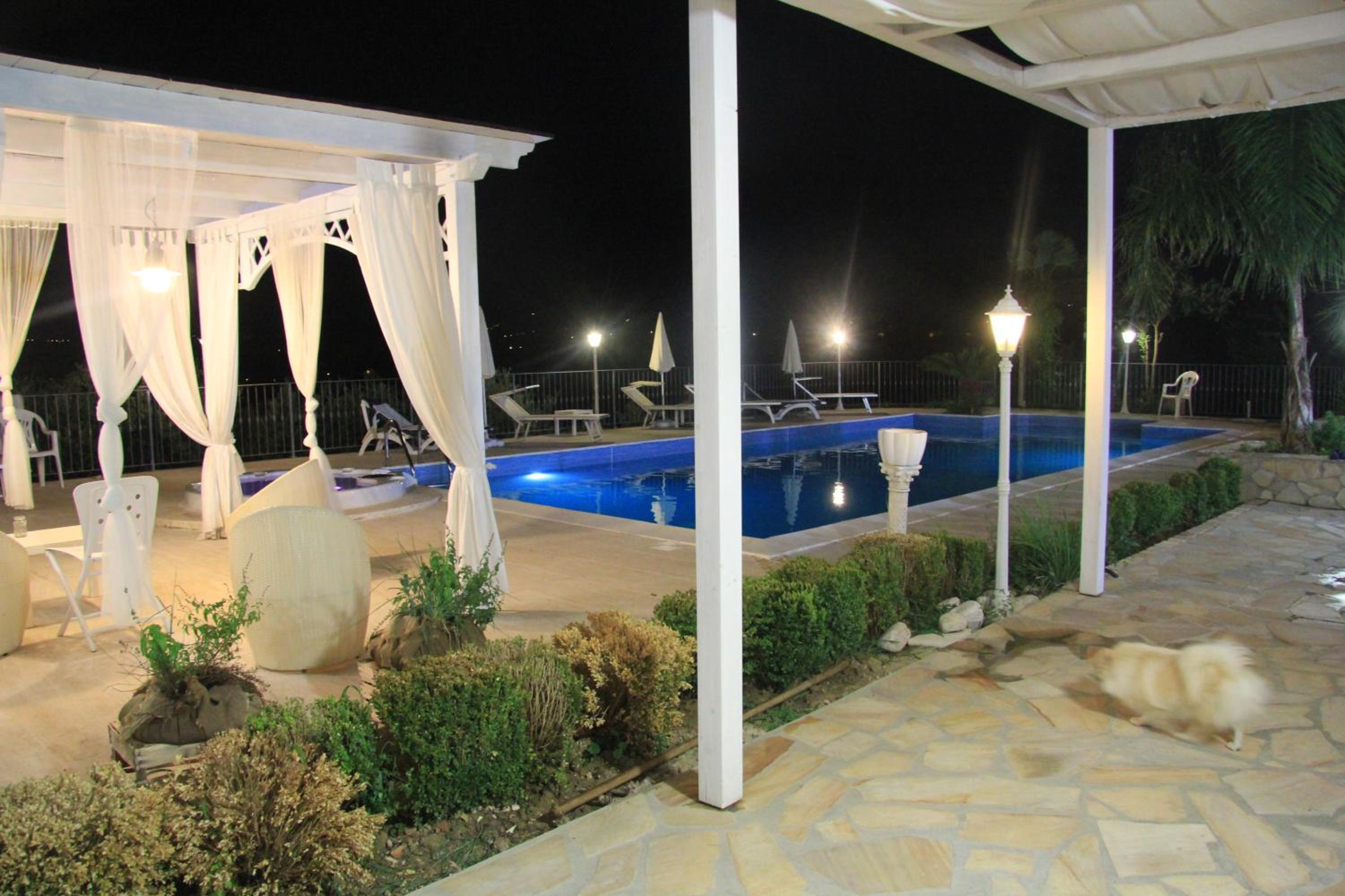 Double Room with Garden View photo 3