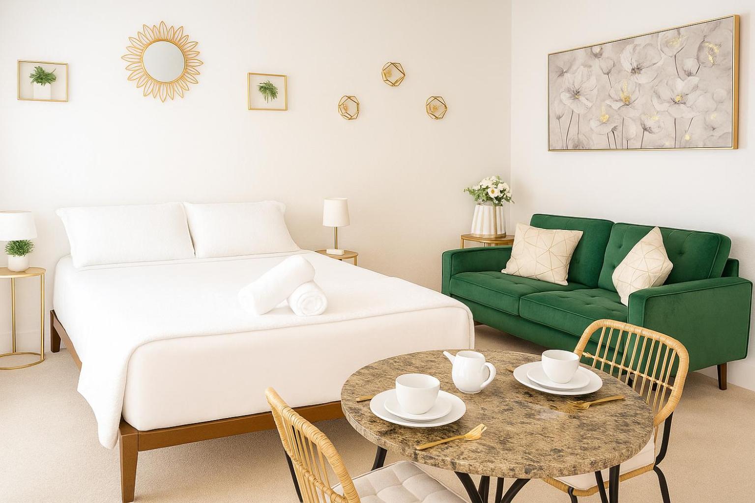 One-Bedroom Apartment