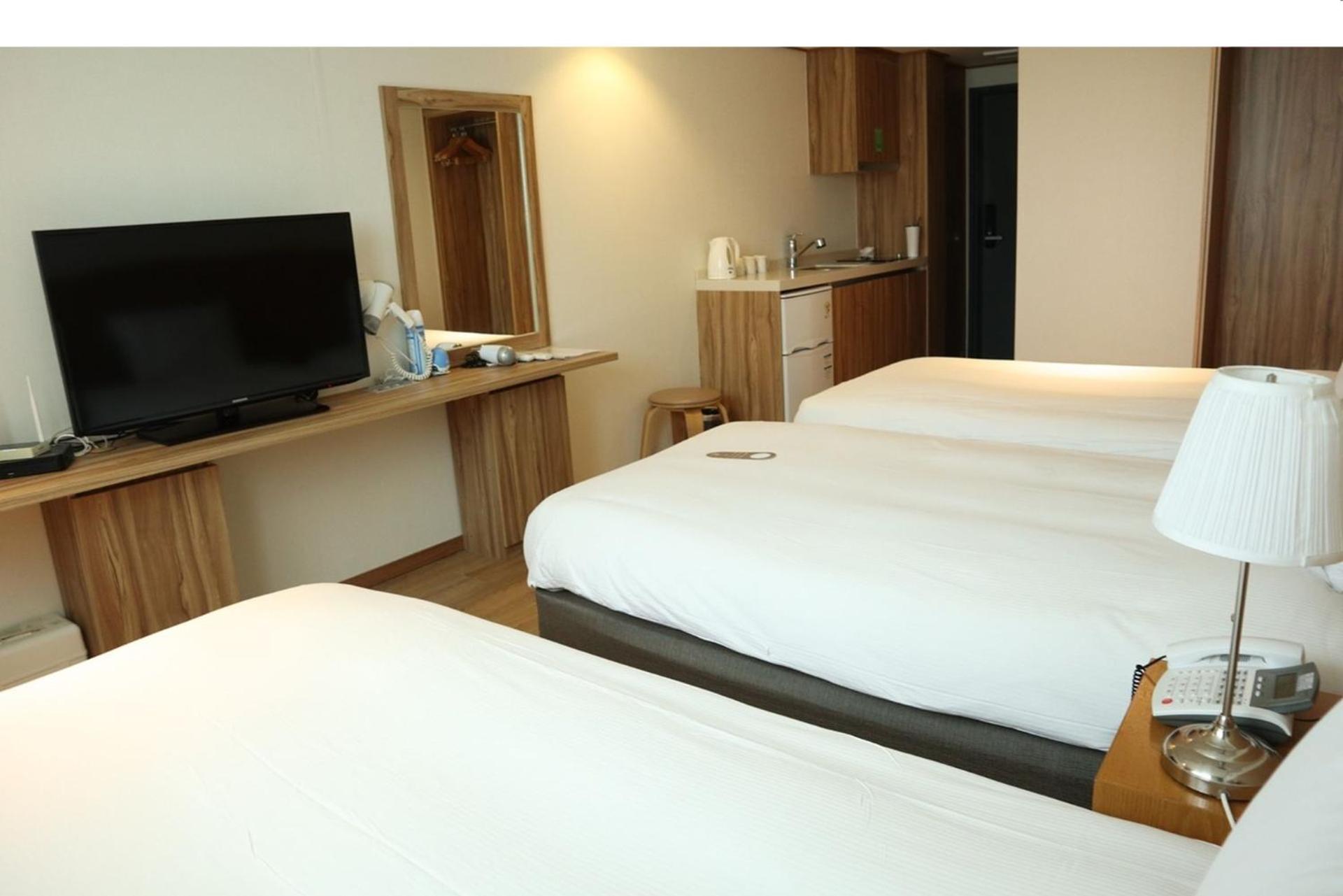 Luxury Triple Room