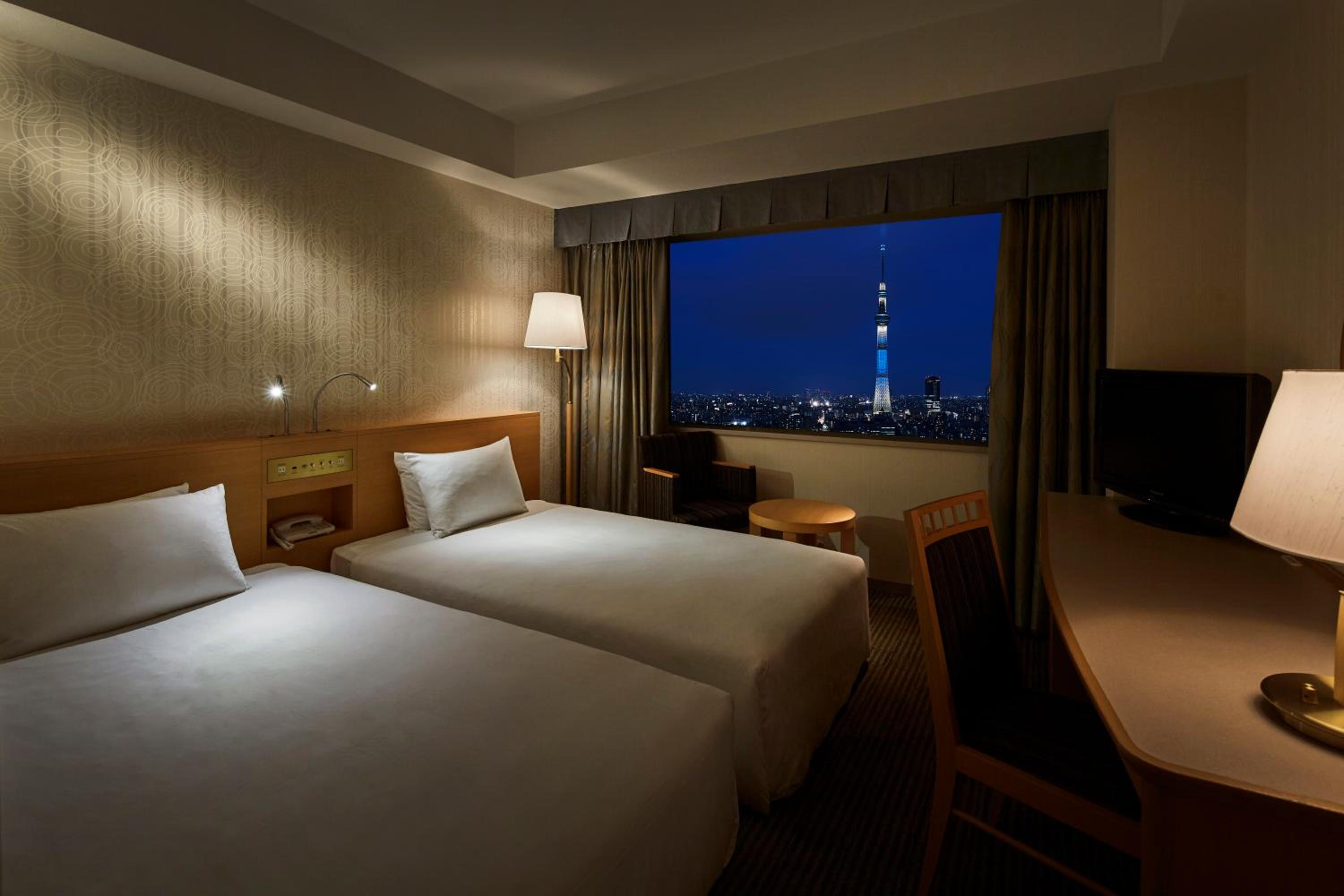 Economy Twin Room with Tokyo Sky Tree View - Non-Smoking - Photo 1