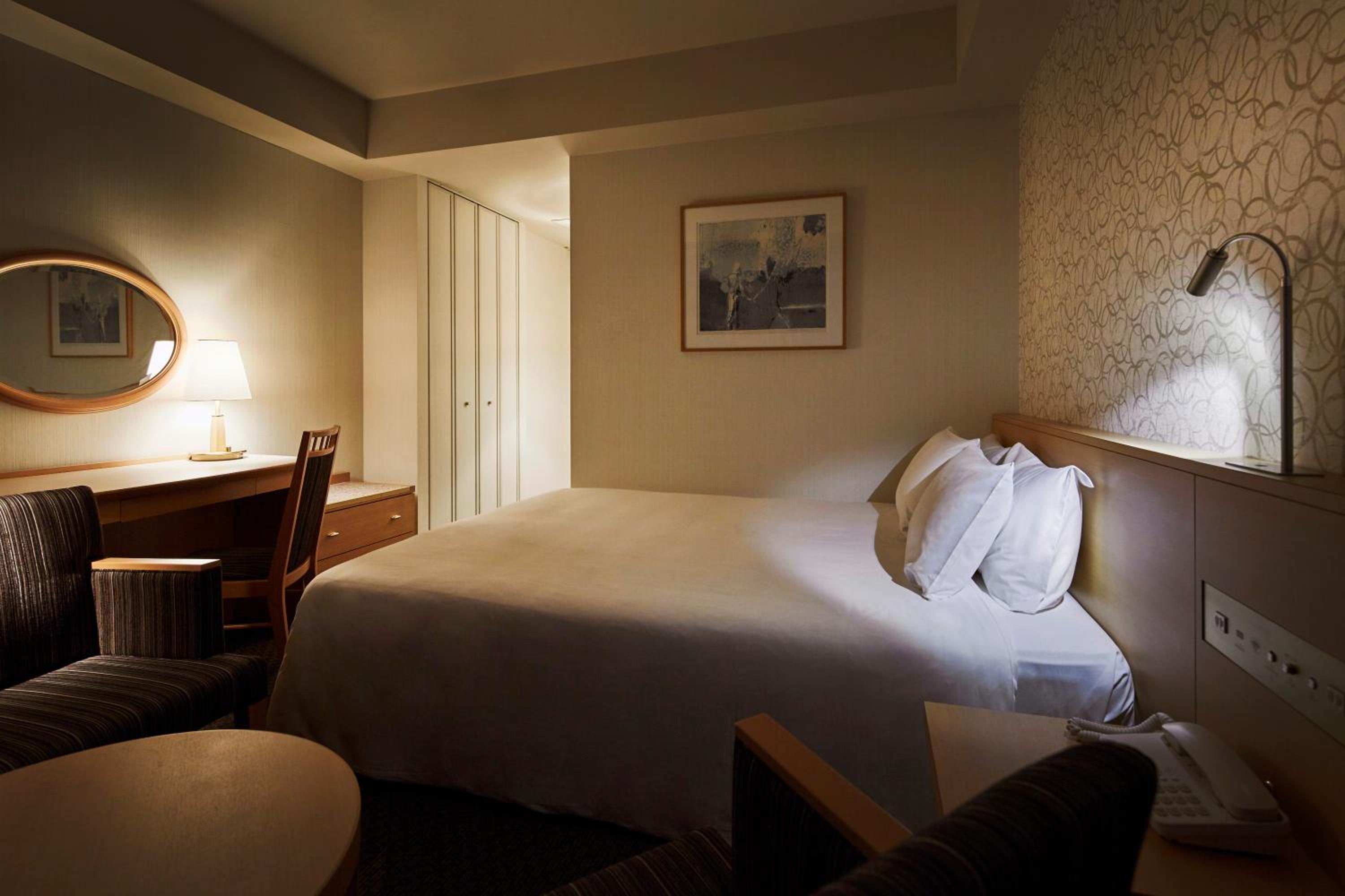 Double Room - Non-Smoking - Photo 7