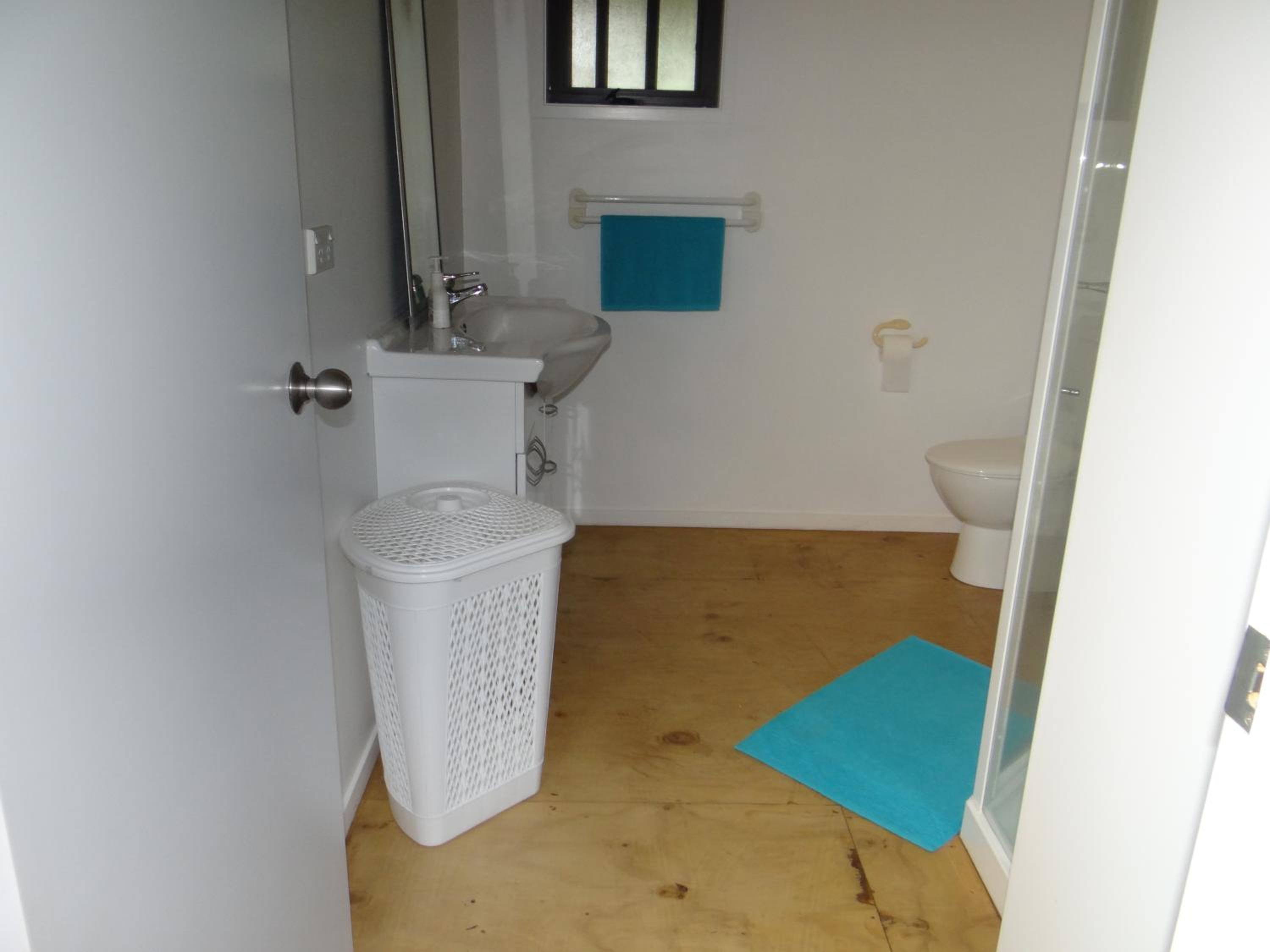 Three-Bedroom House photo 2