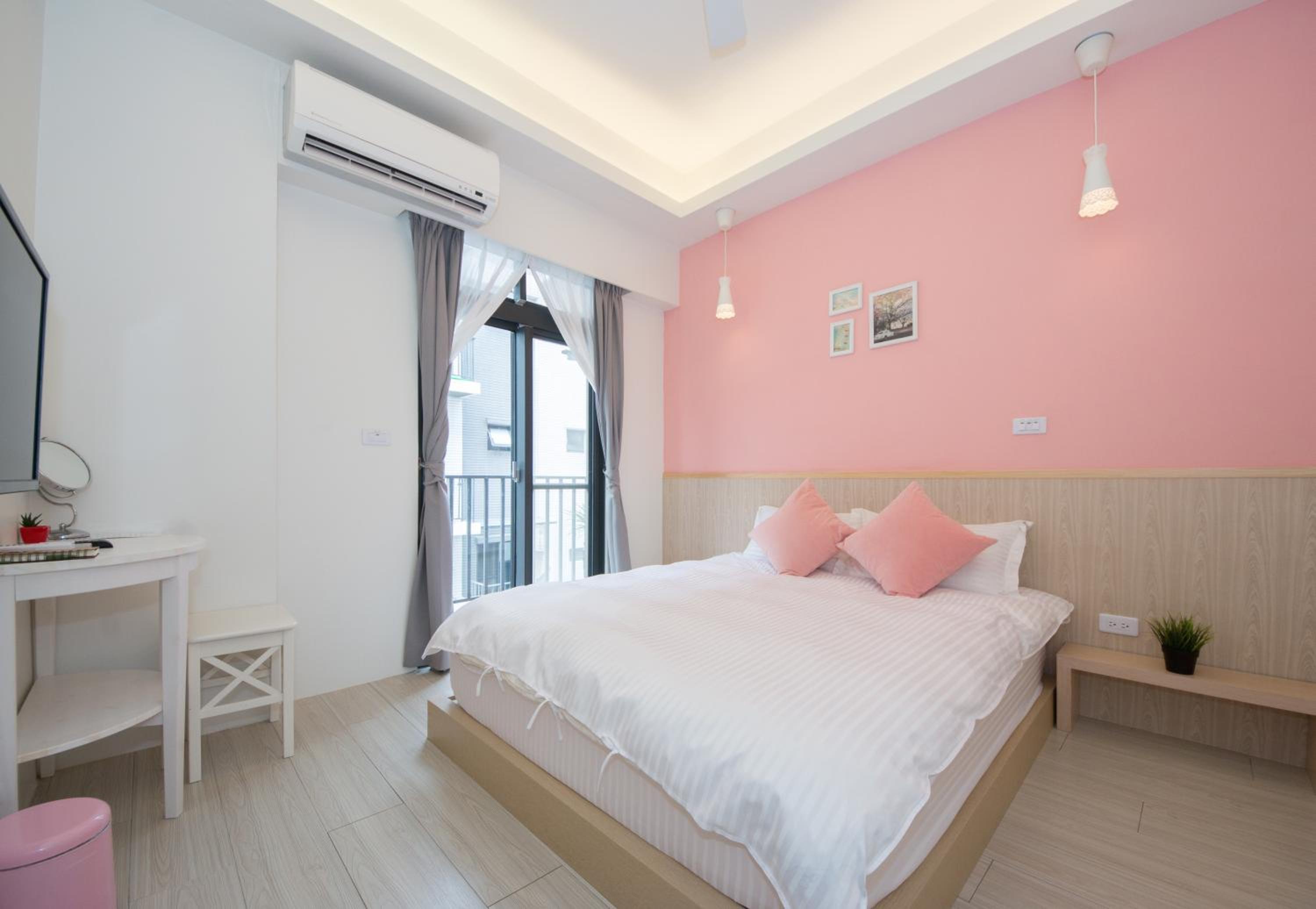 Junior Suite with Balcony (Mini-trip) photo 2