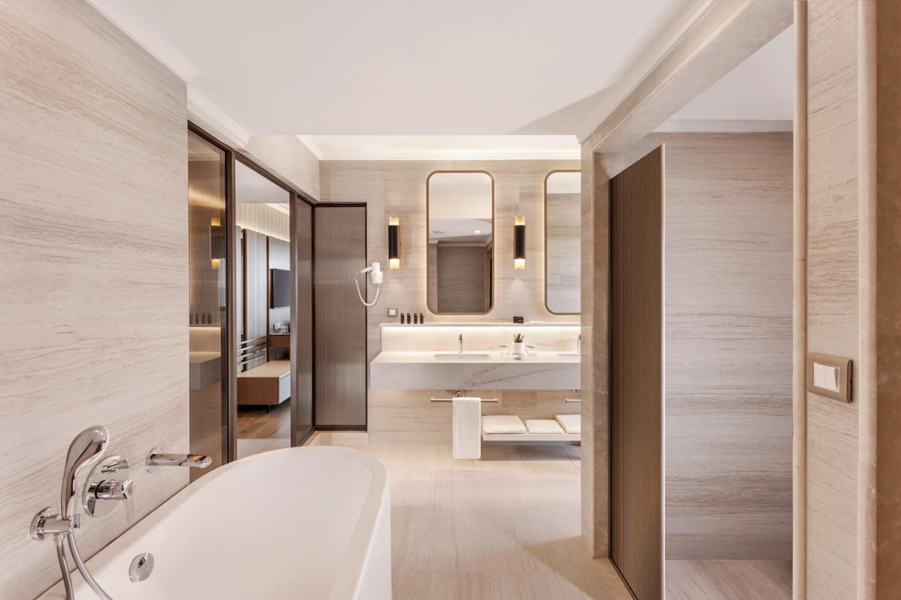 Deluxe Amor Suite