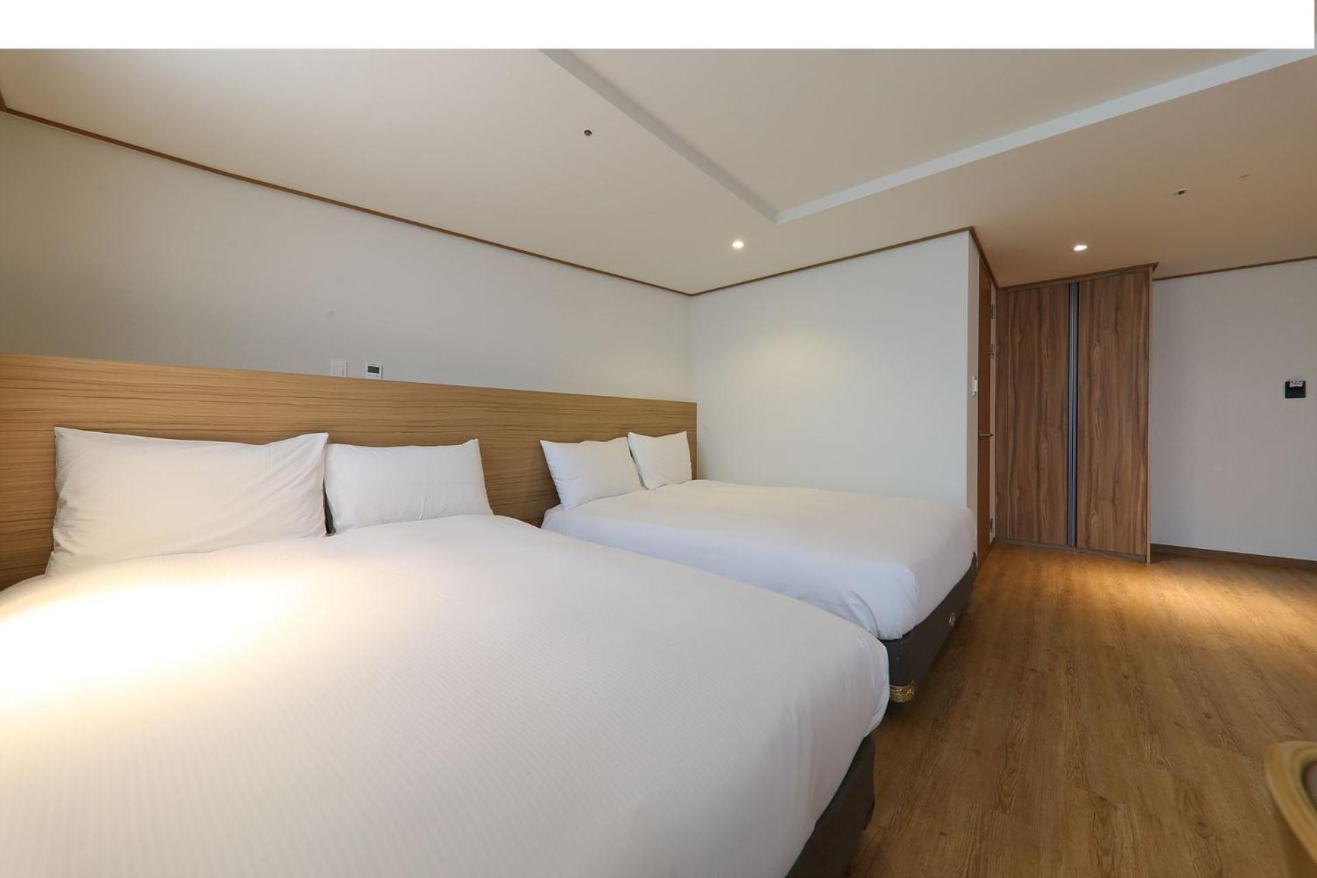 Quadruple Room with Balcony