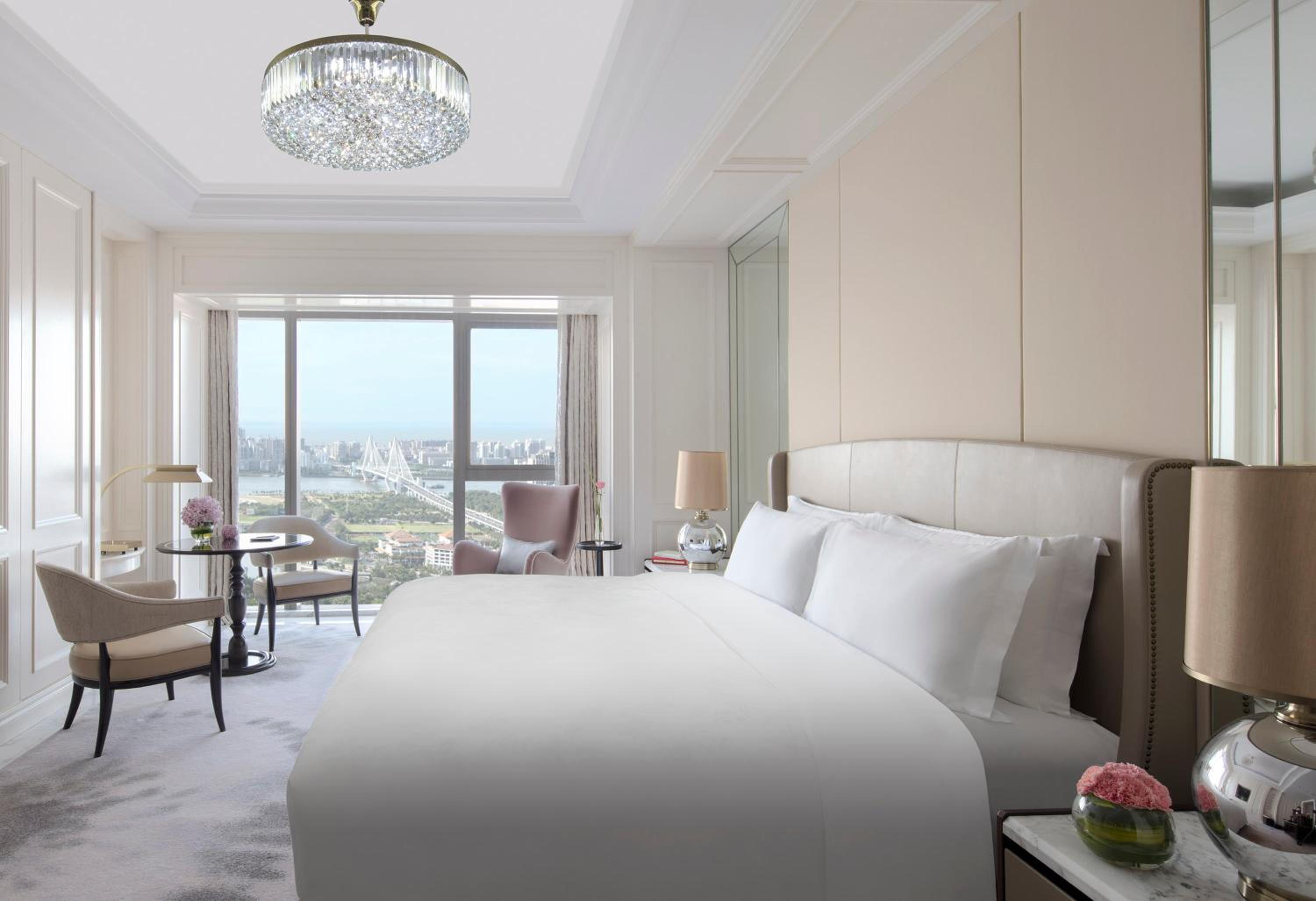 Deluxe Ocean View King - Photo 7