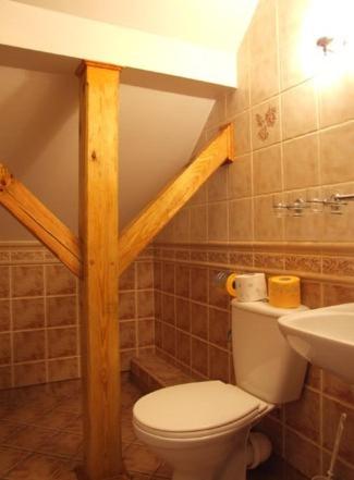 Double Room - Photo 10