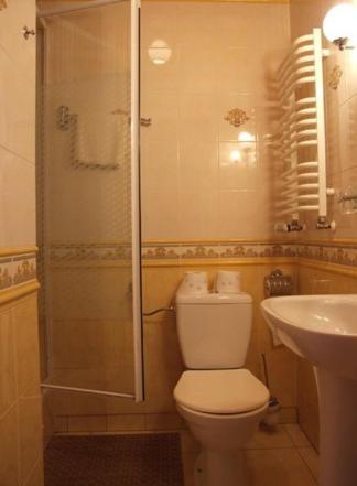 Double Room - Photo 8