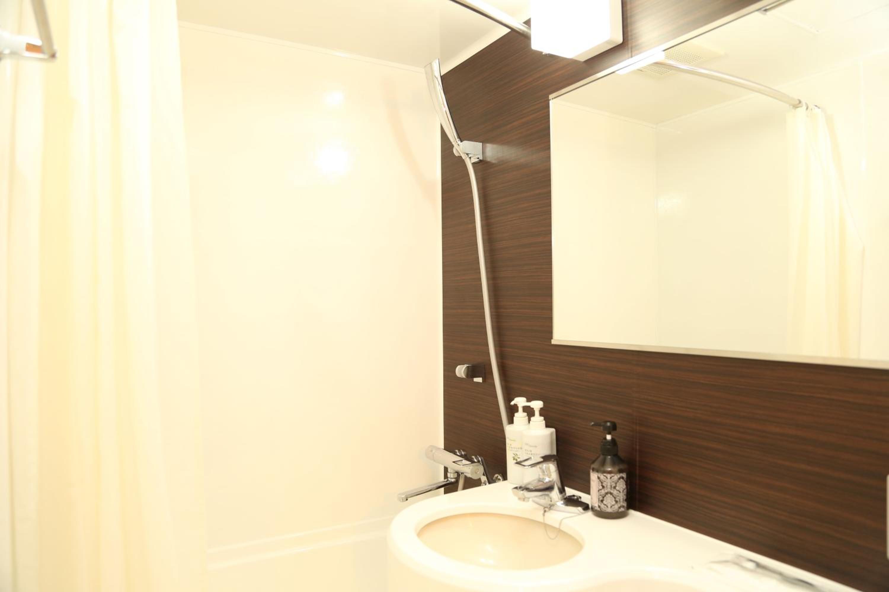 Double Room - Non-Smoking  photo 3