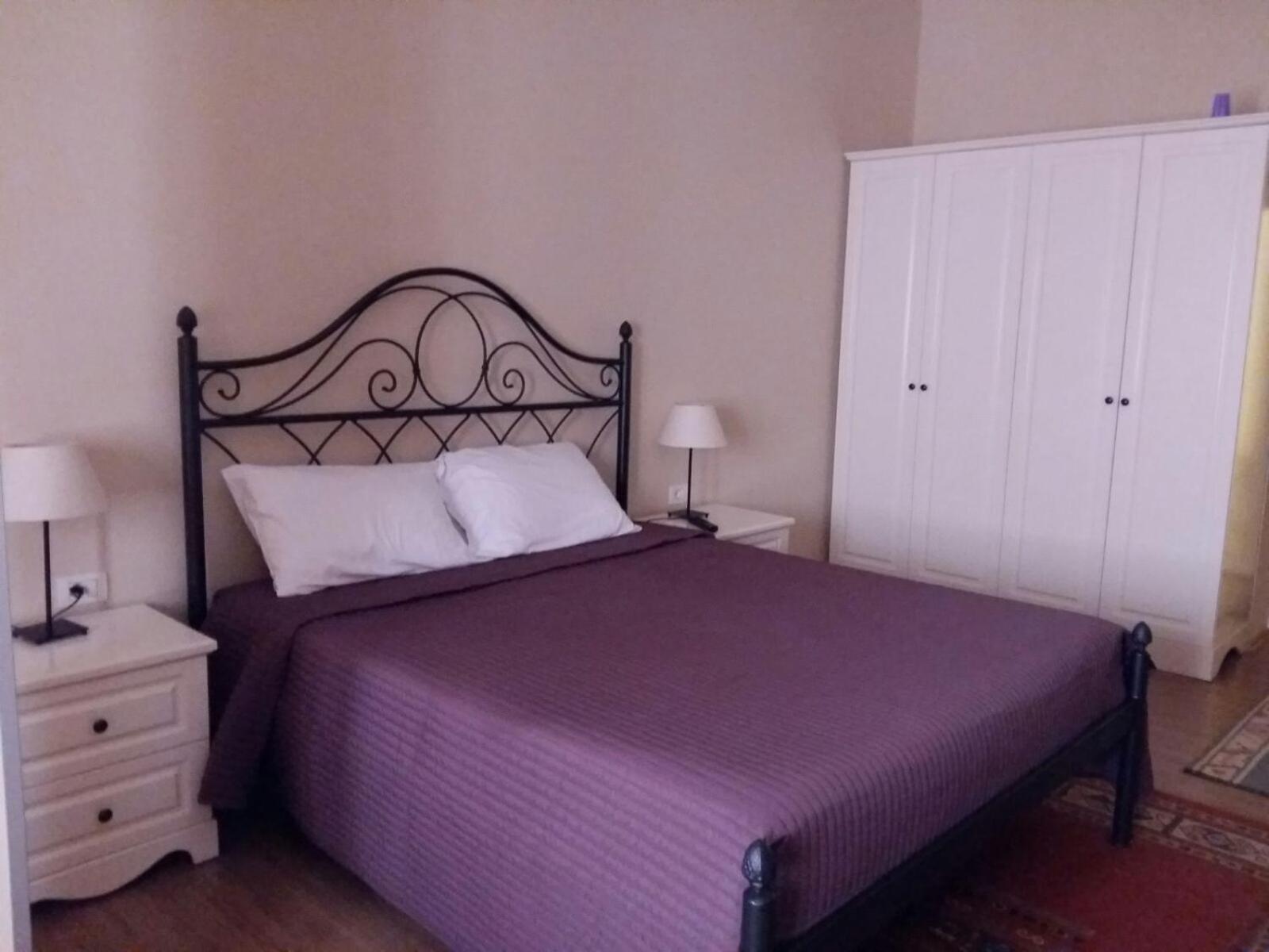 Large Double Room photo 3