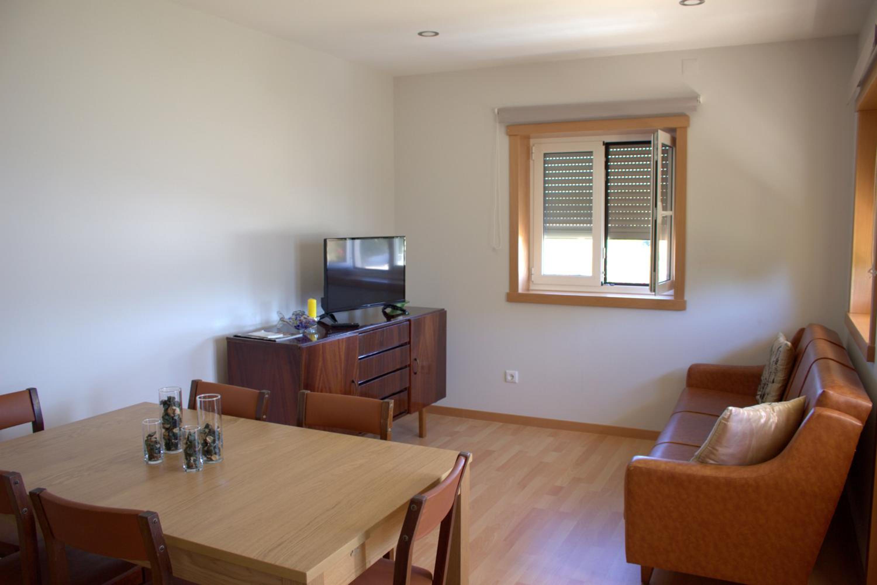 Three-Bedroom Apartment photo 1