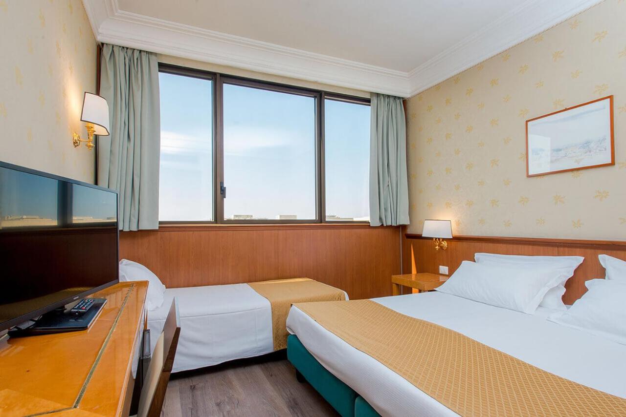Superior Triple Room - Photo 3