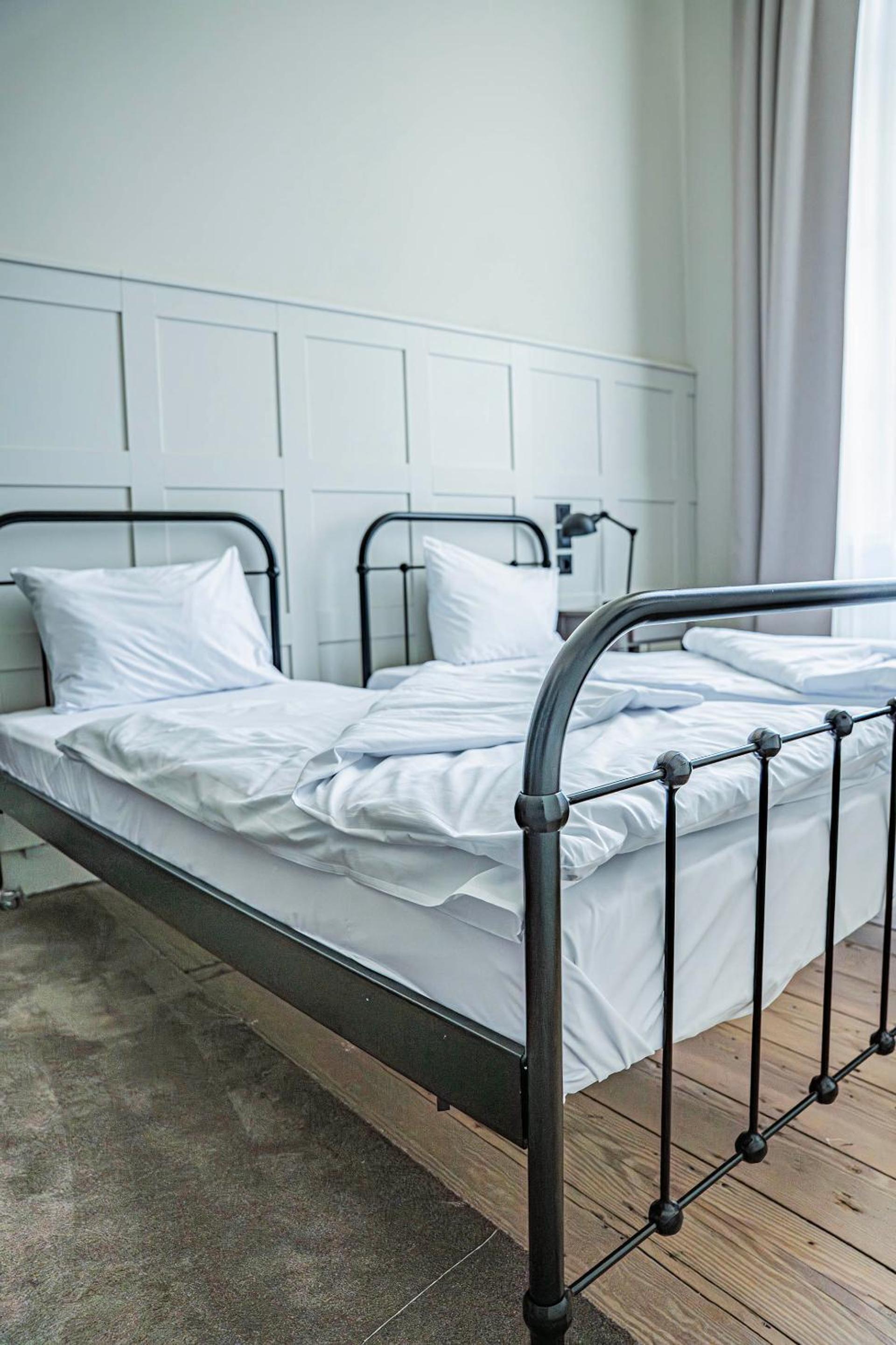 Economy Twin Room