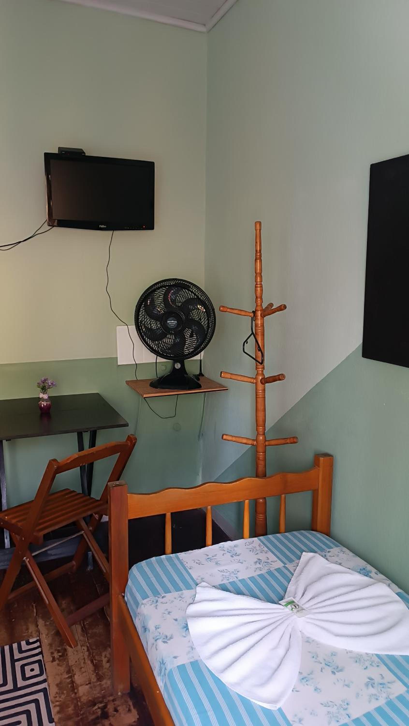 Standard Double Room with Shared Bathroom