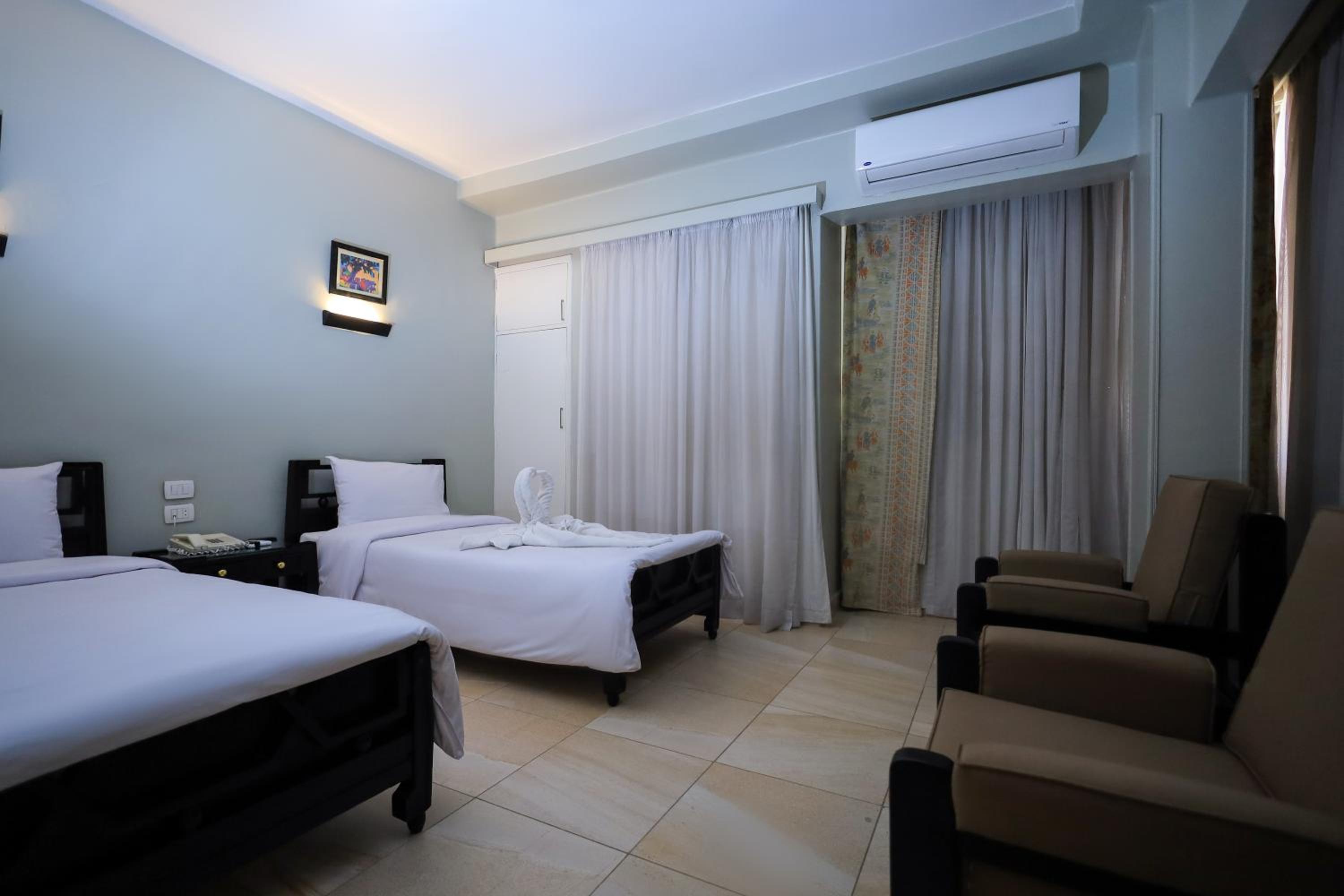 Superior Twin Room photo 1