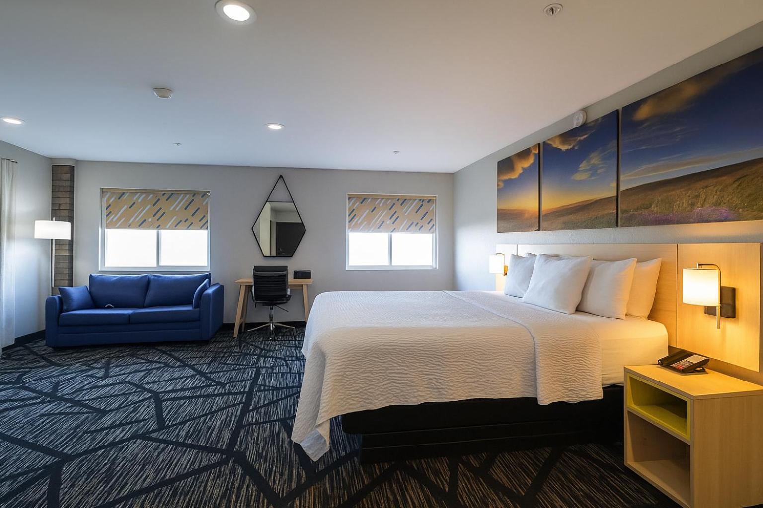 King Studio Suite - Non-Smoking - Photo 2