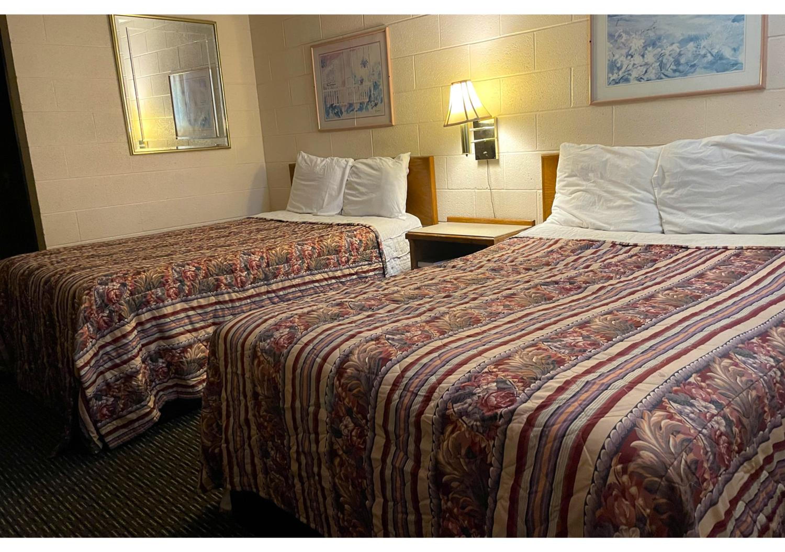 2 Full Beds Non-Smoking photo 1
