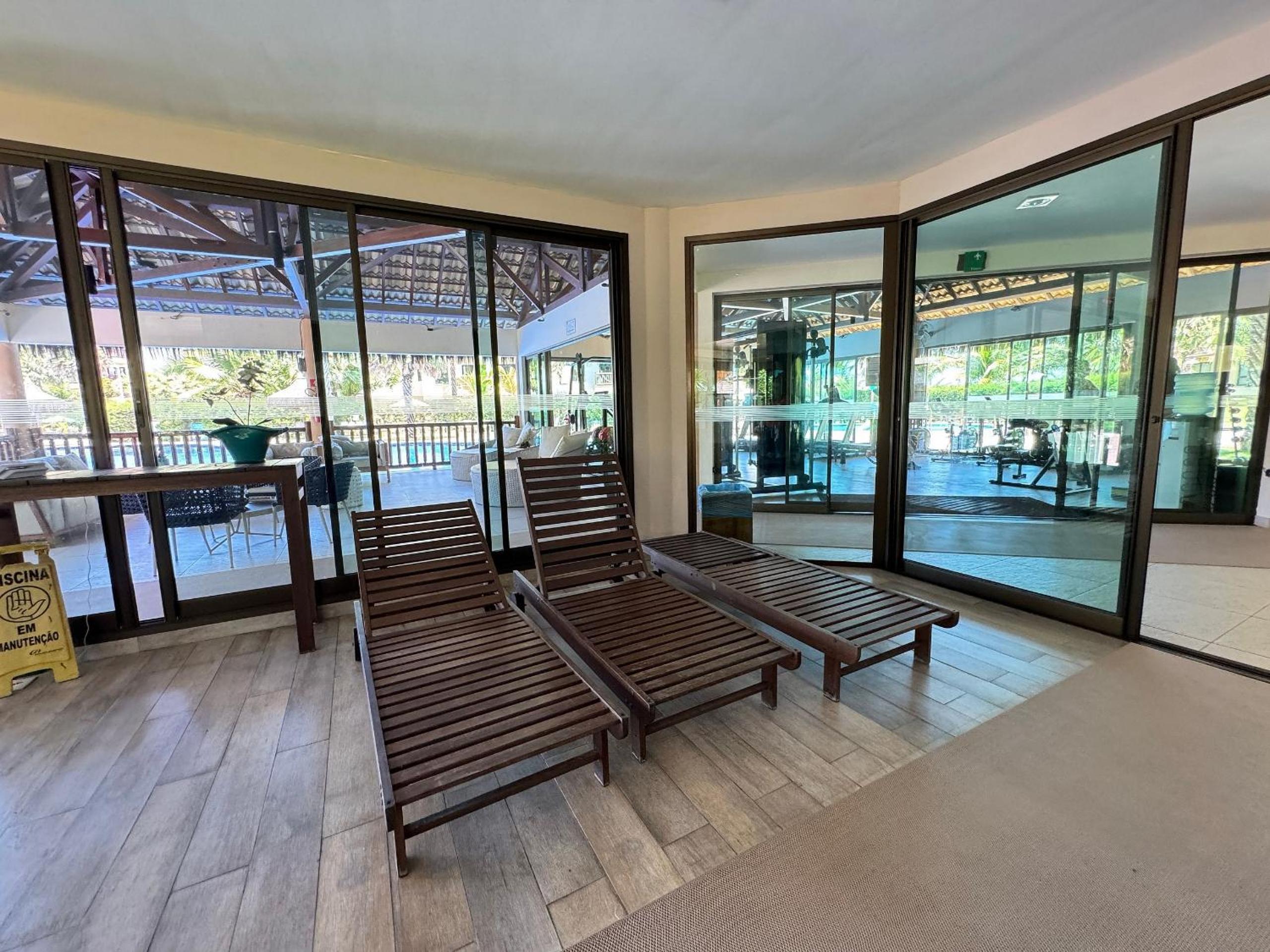 One-Bedroom Apartment with Pool View