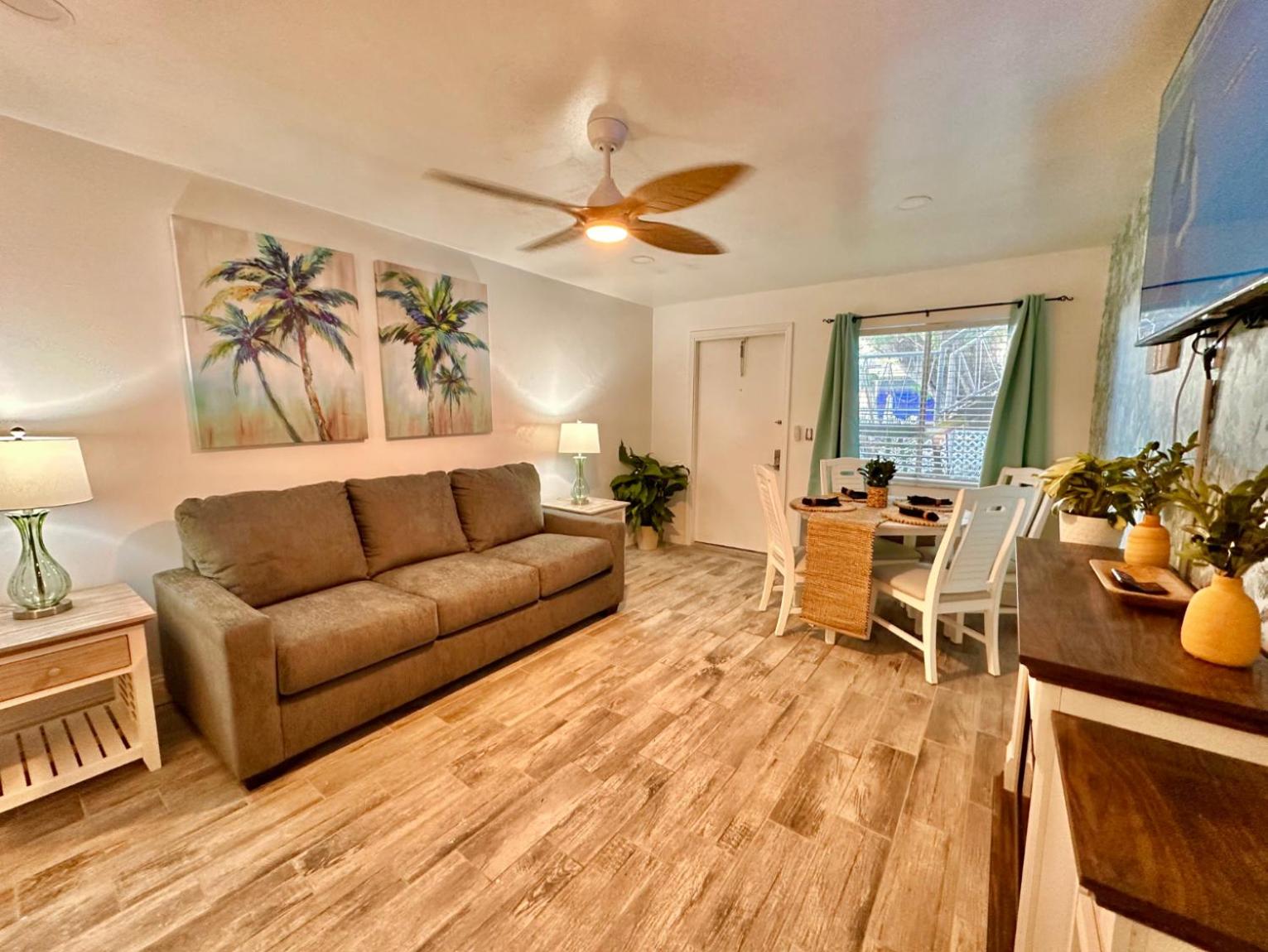 One-Bedroom Suite