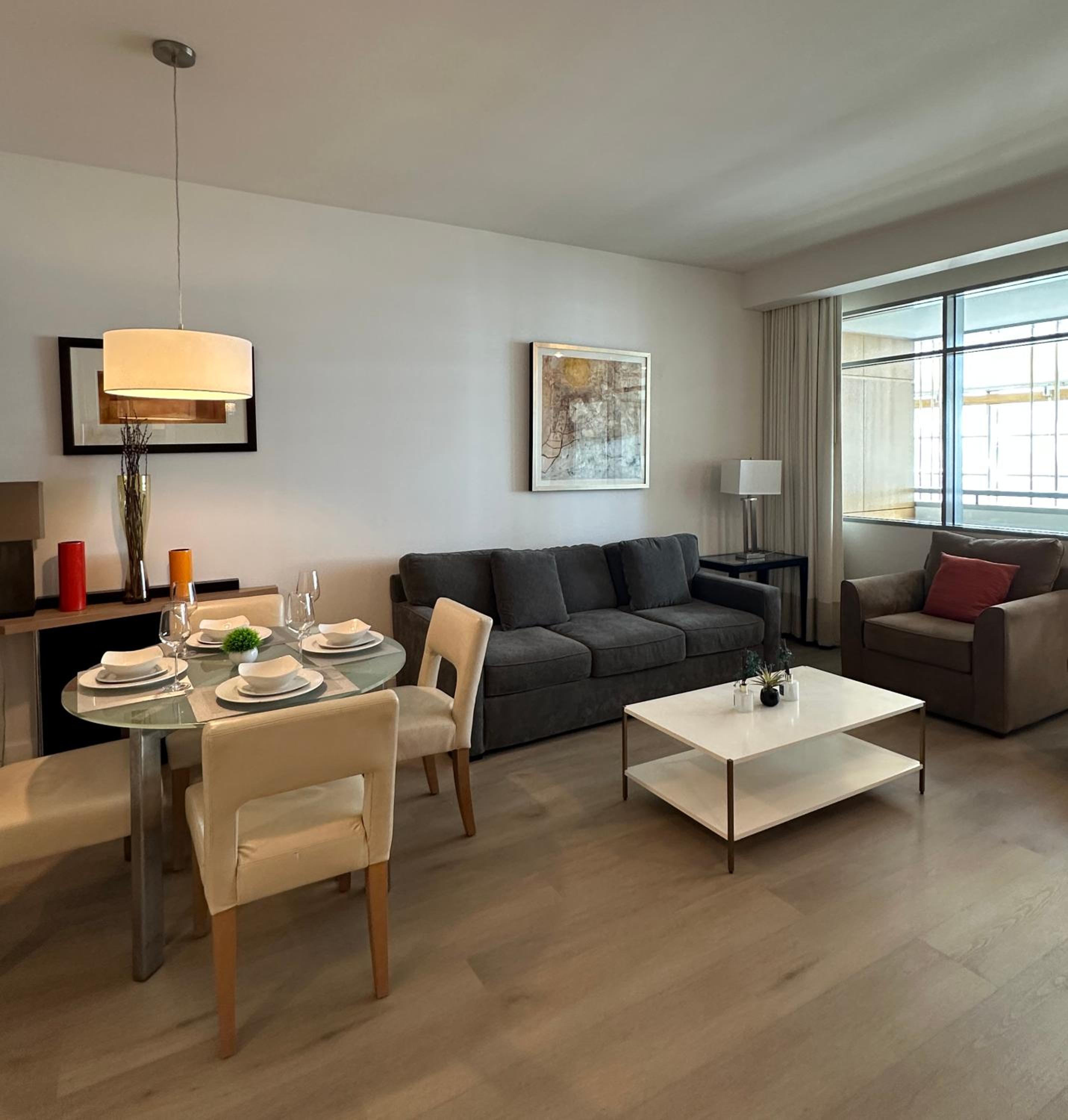 Apartment photo 1