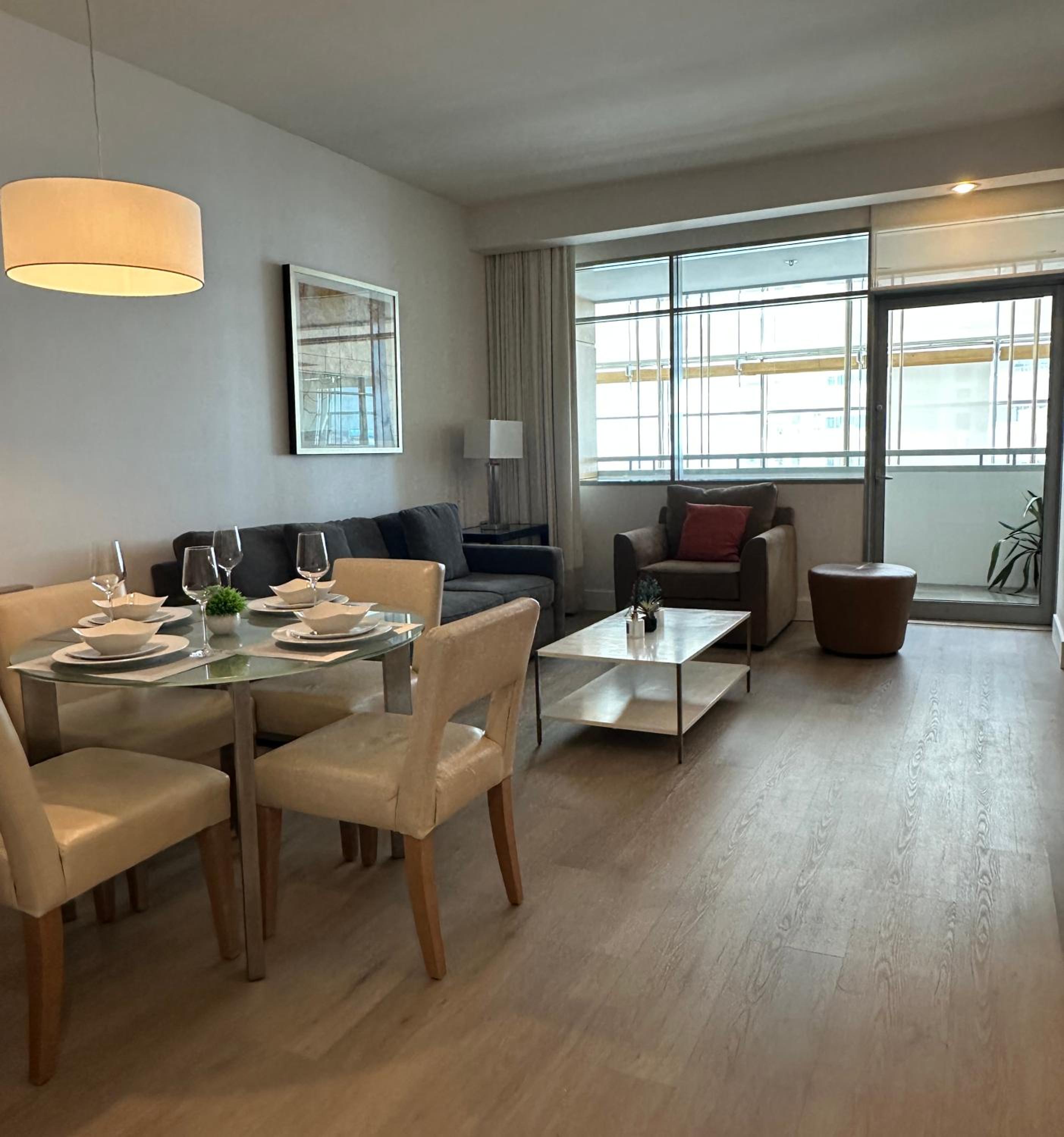Apartment photo 2
