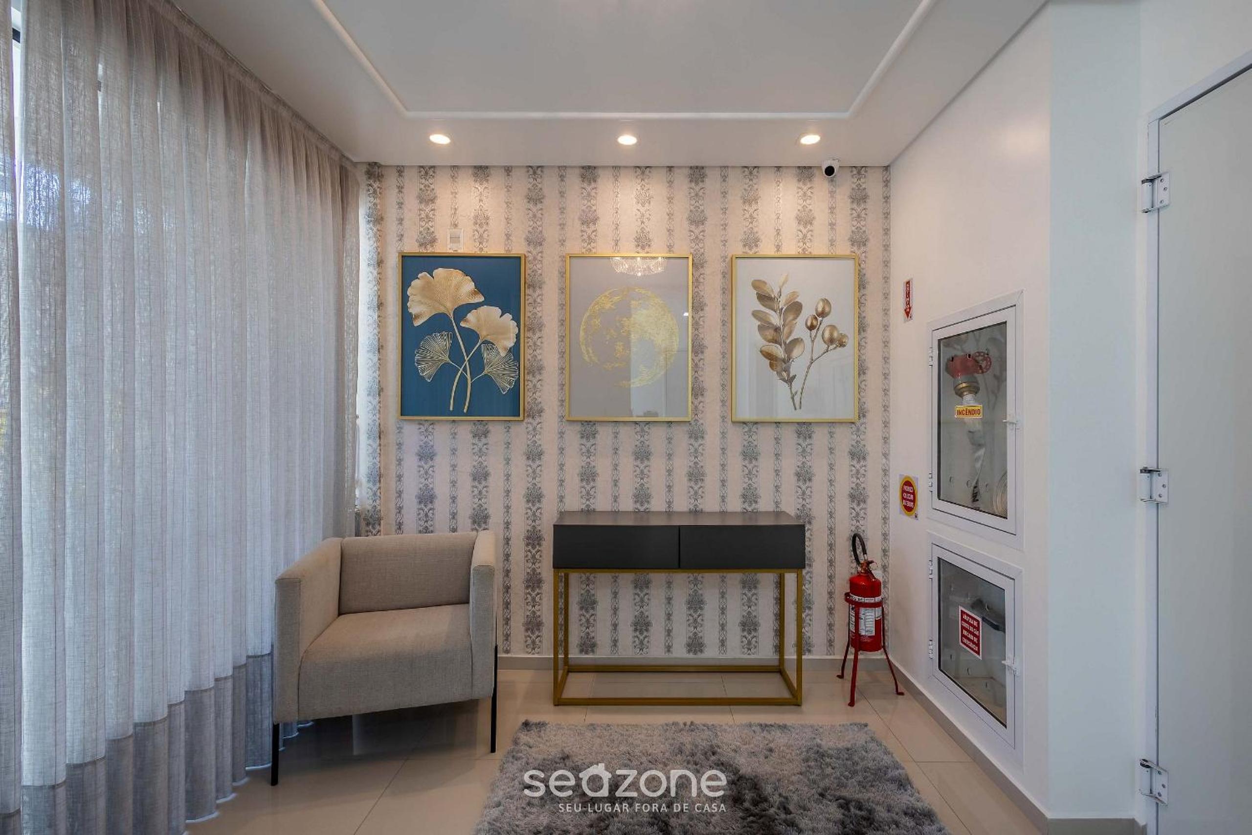 Two-Bedroom Apartment with Balcony photo 2