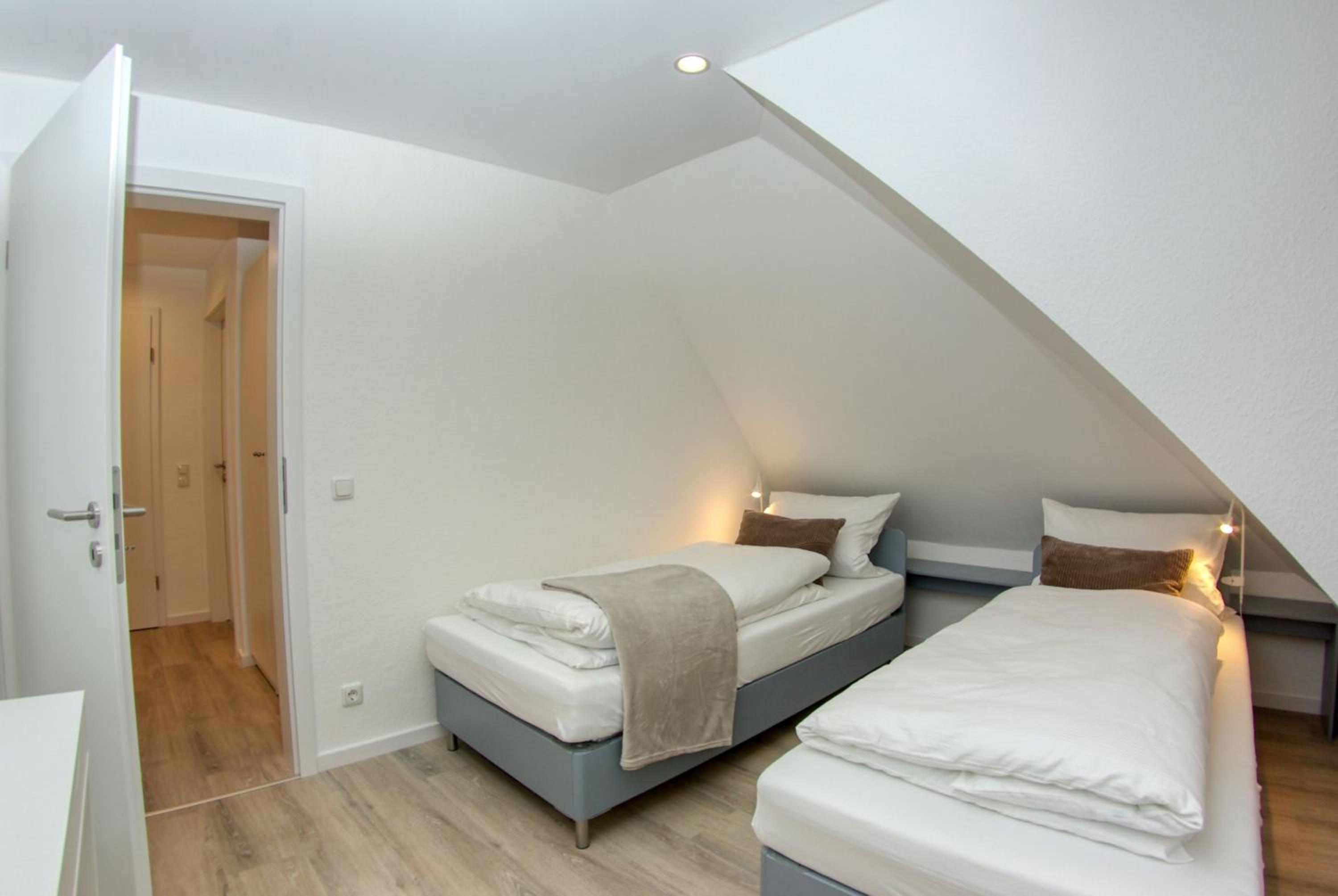 Two-Bedroom Apartment with Garden View photo 2