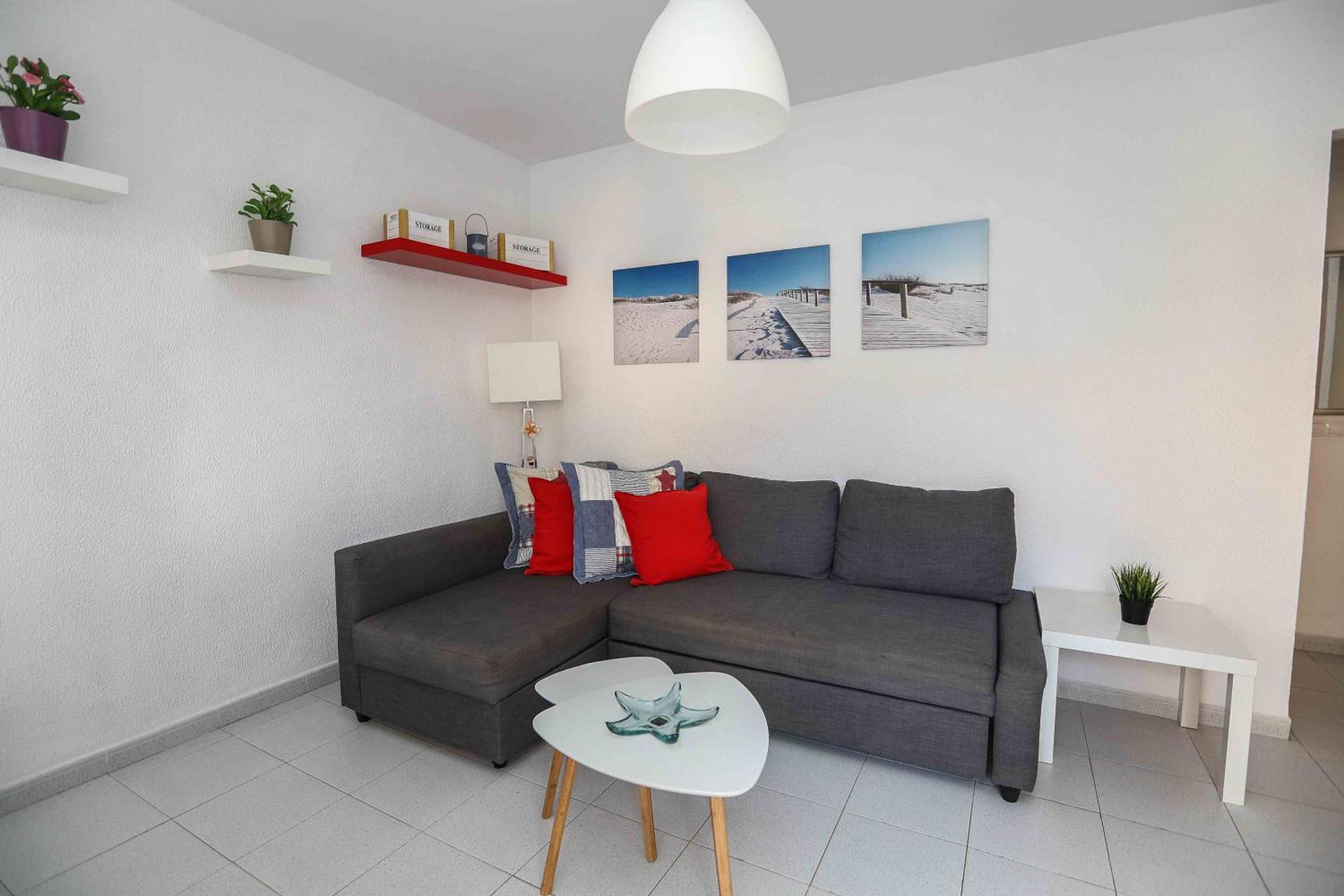 One-Bedroom Apartment with Garden View