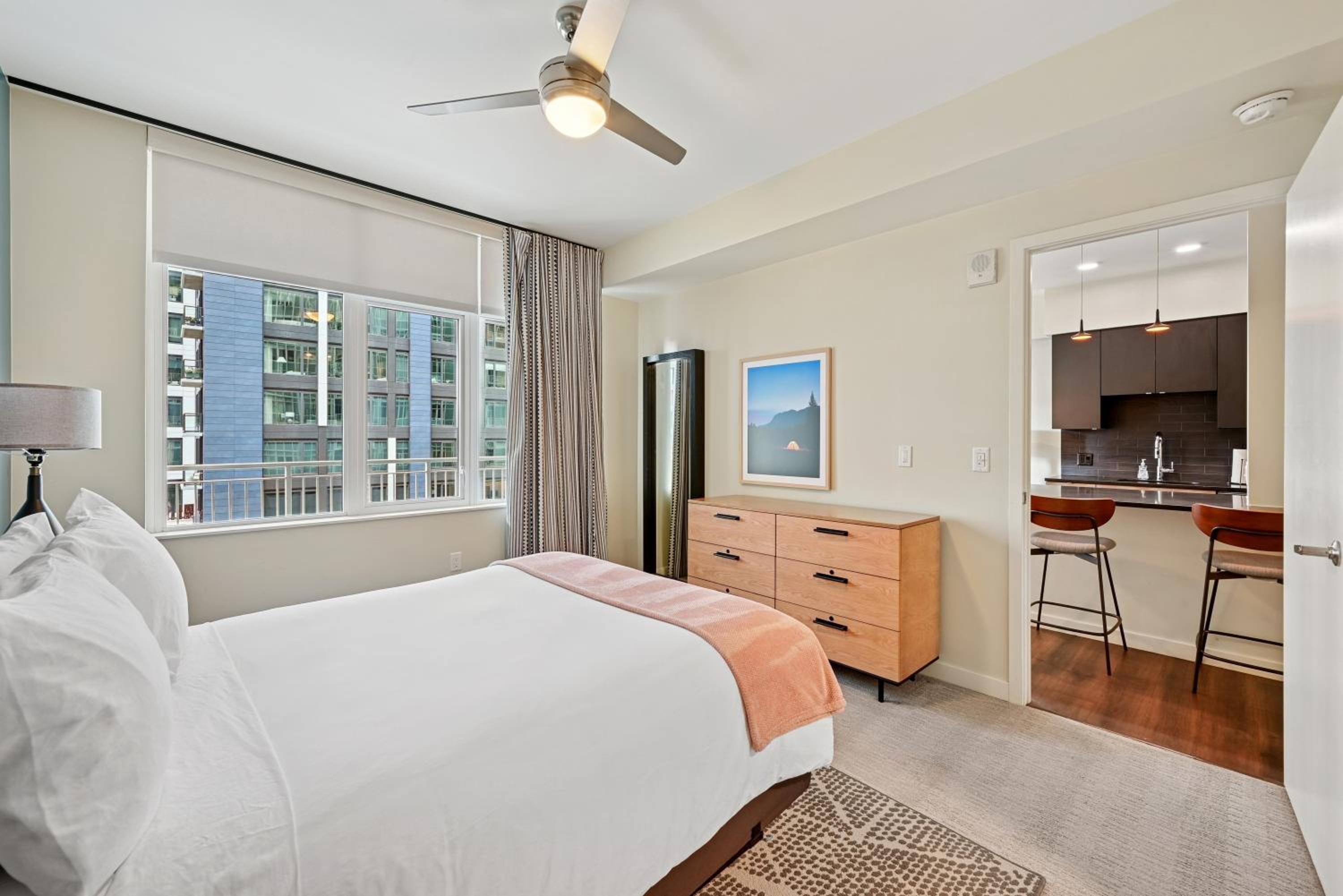 One-Bedroom Apartment with Balcony - Photo 8
