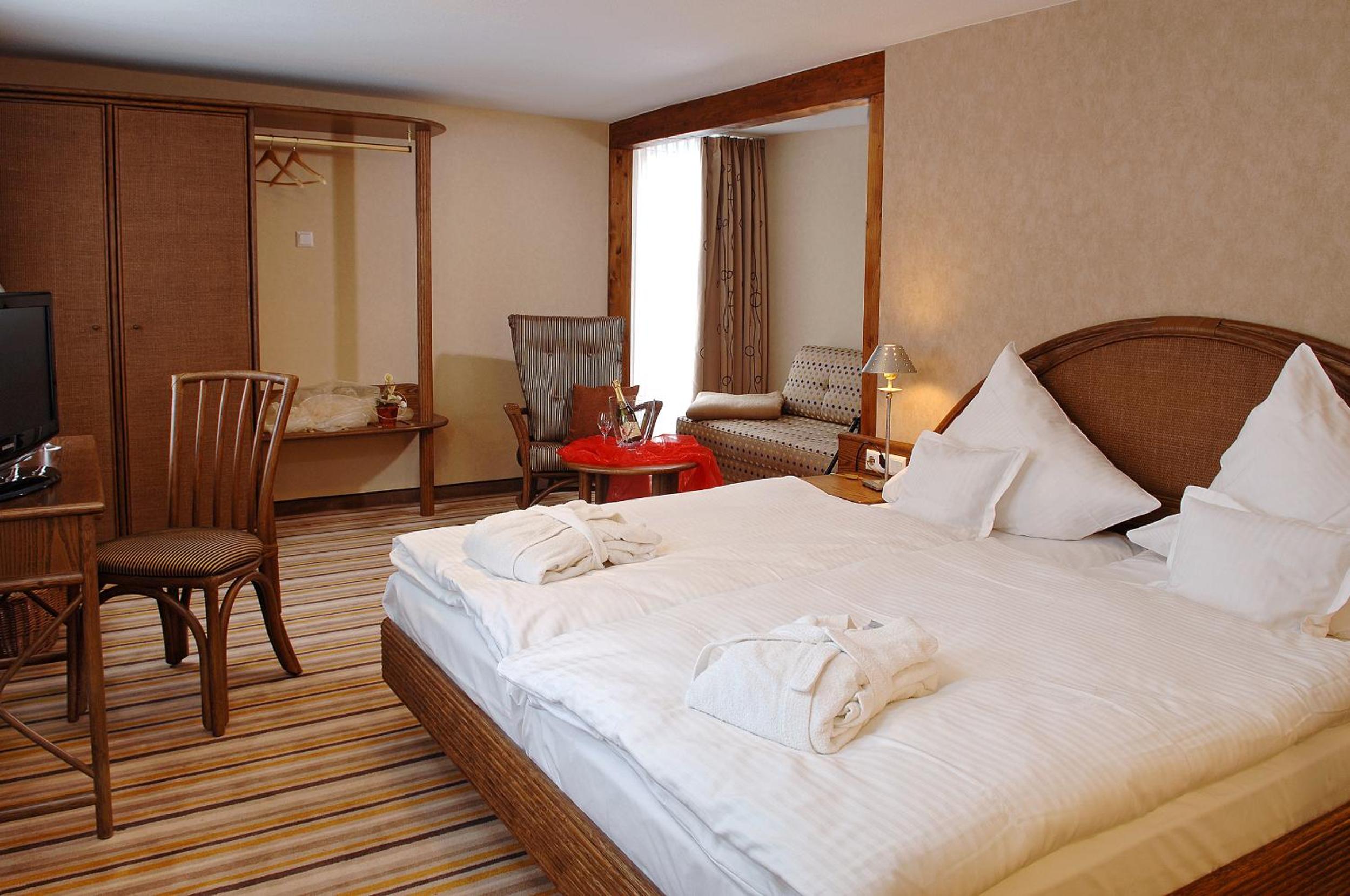 Deluxe Double Room - Photo 2