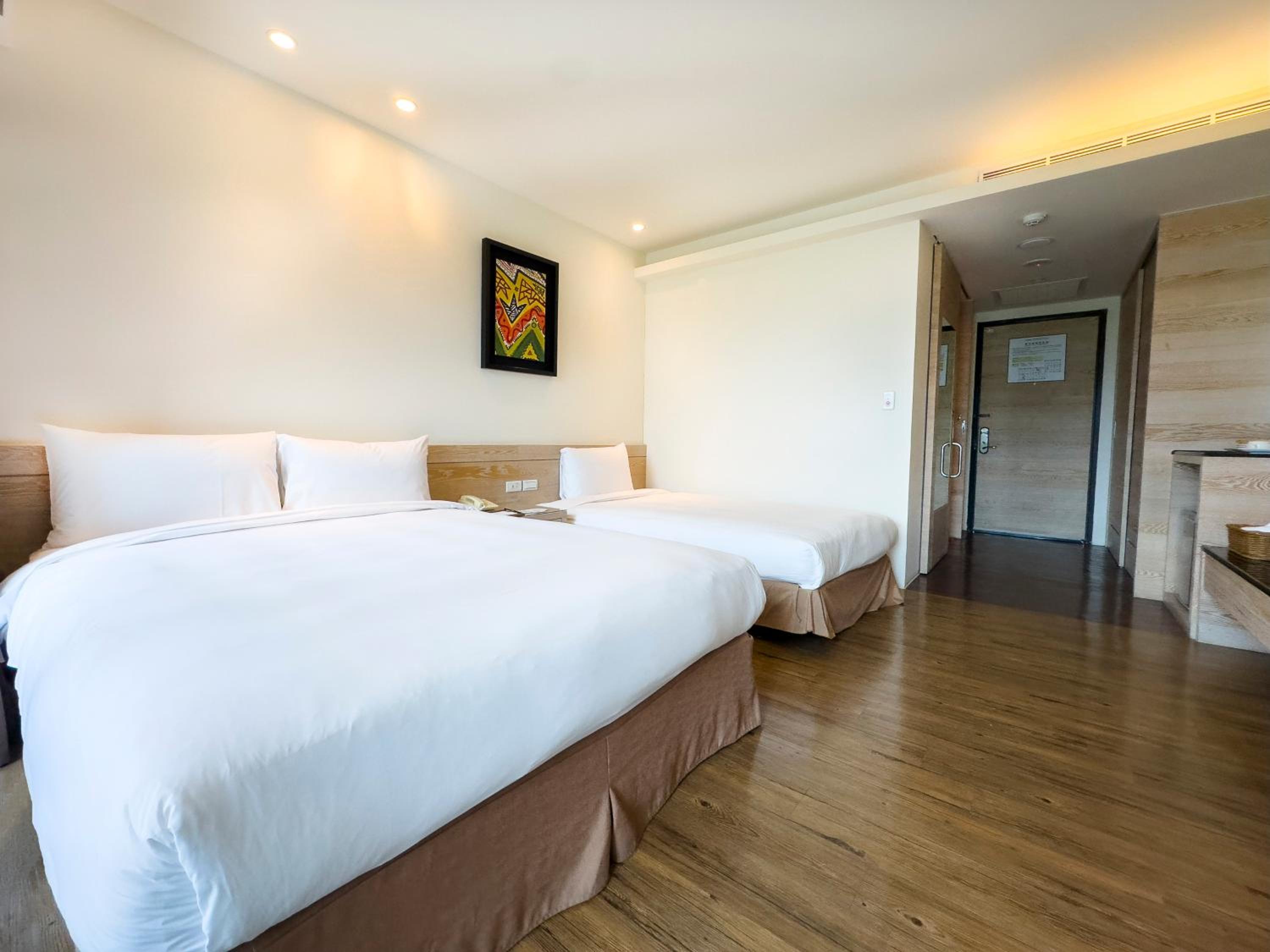 Double Room - Disability Access photo 3