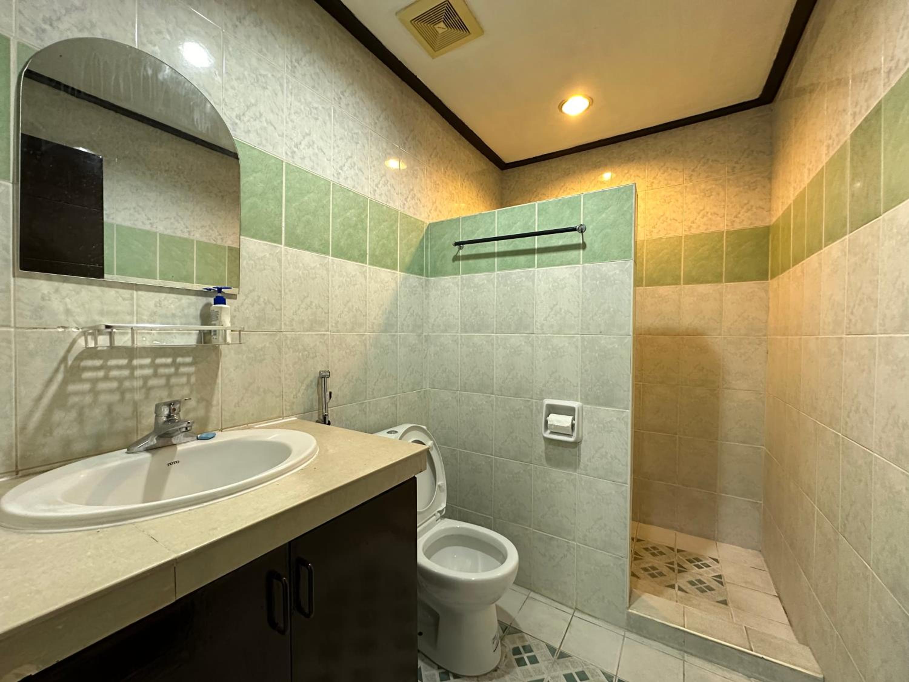 Double Room with Private External Bathroom photo 2