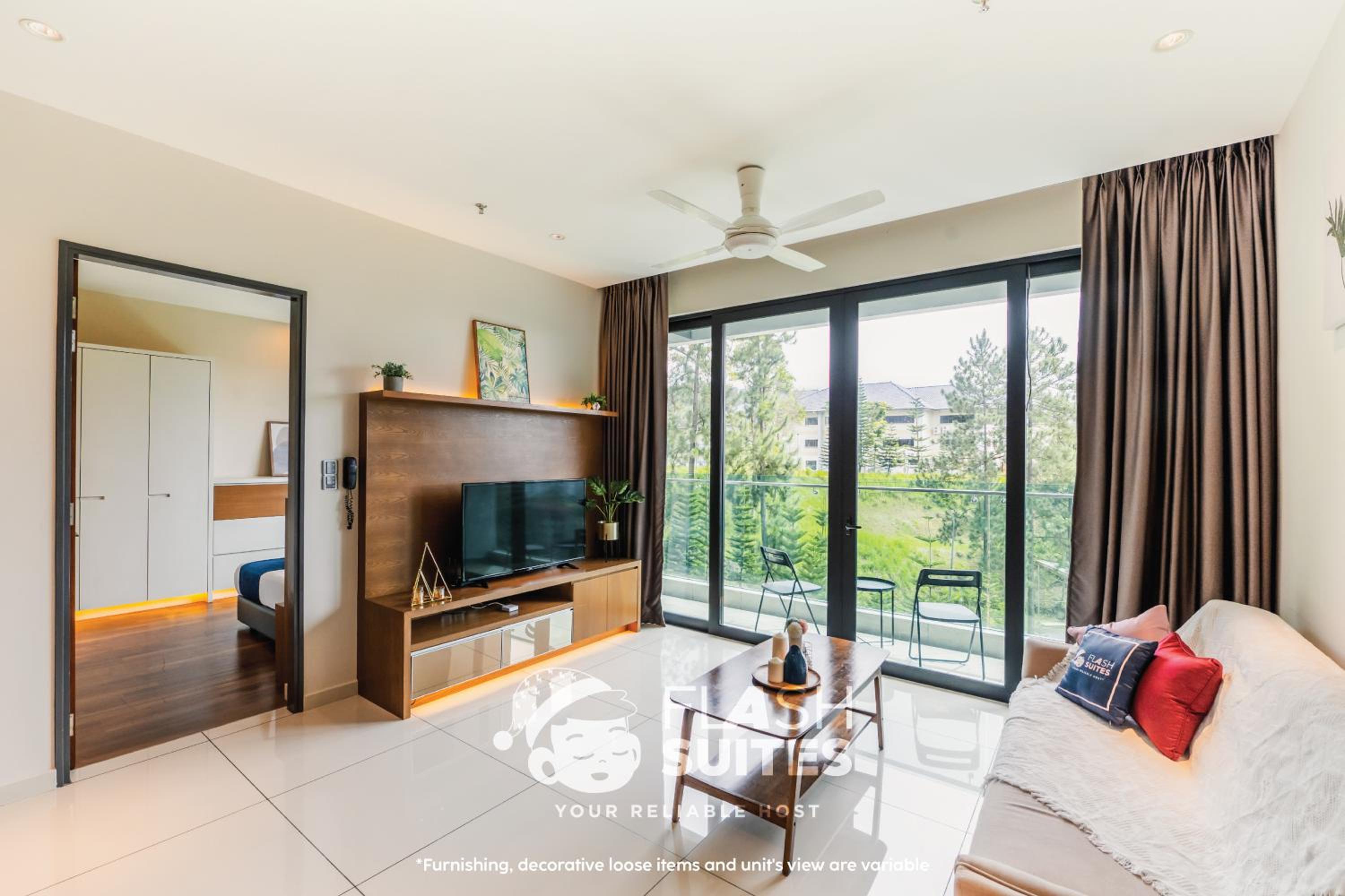 Three-Bedroom Premium Apartment with Balcony photo 2