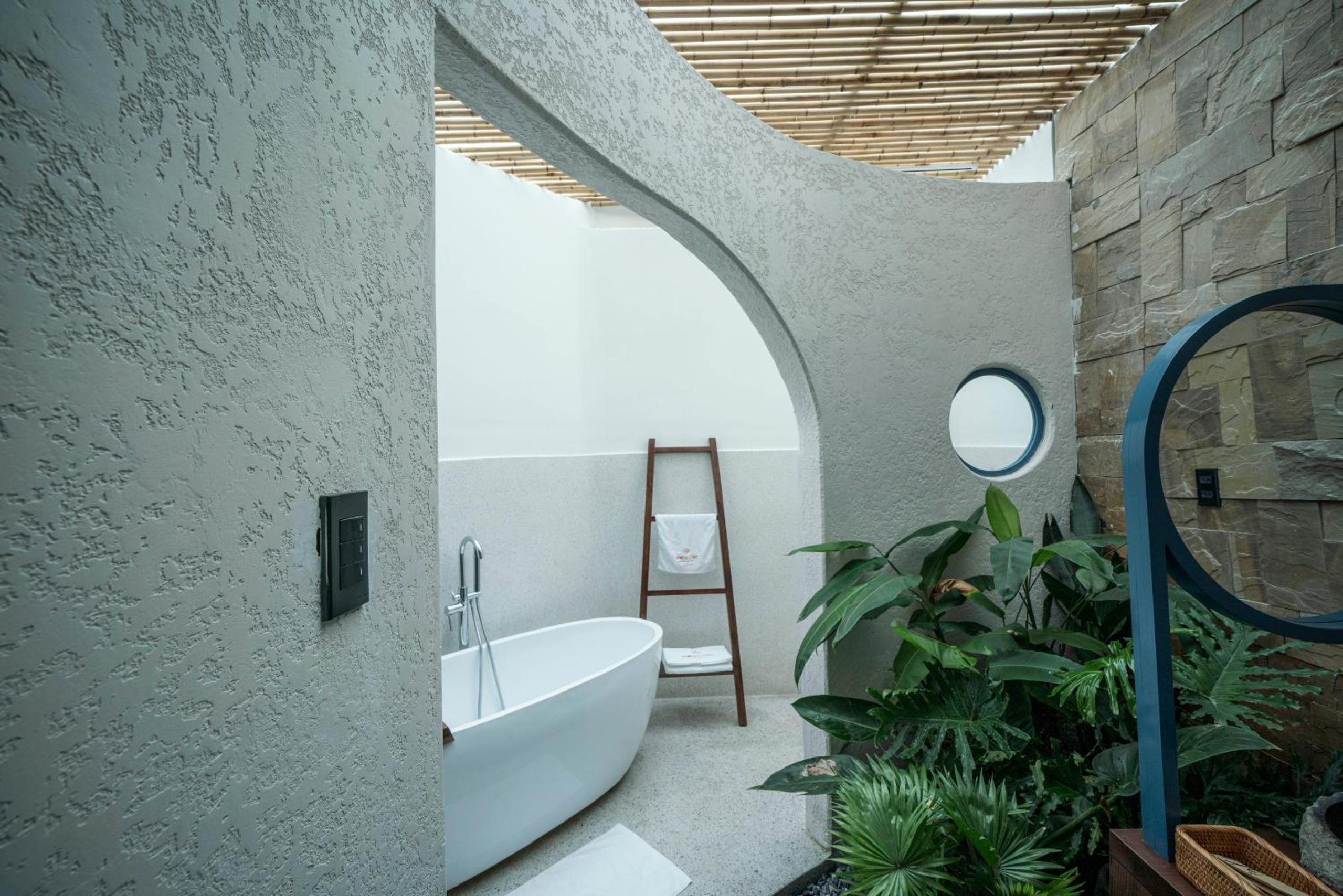 Double or Twin Room with Bathroom
