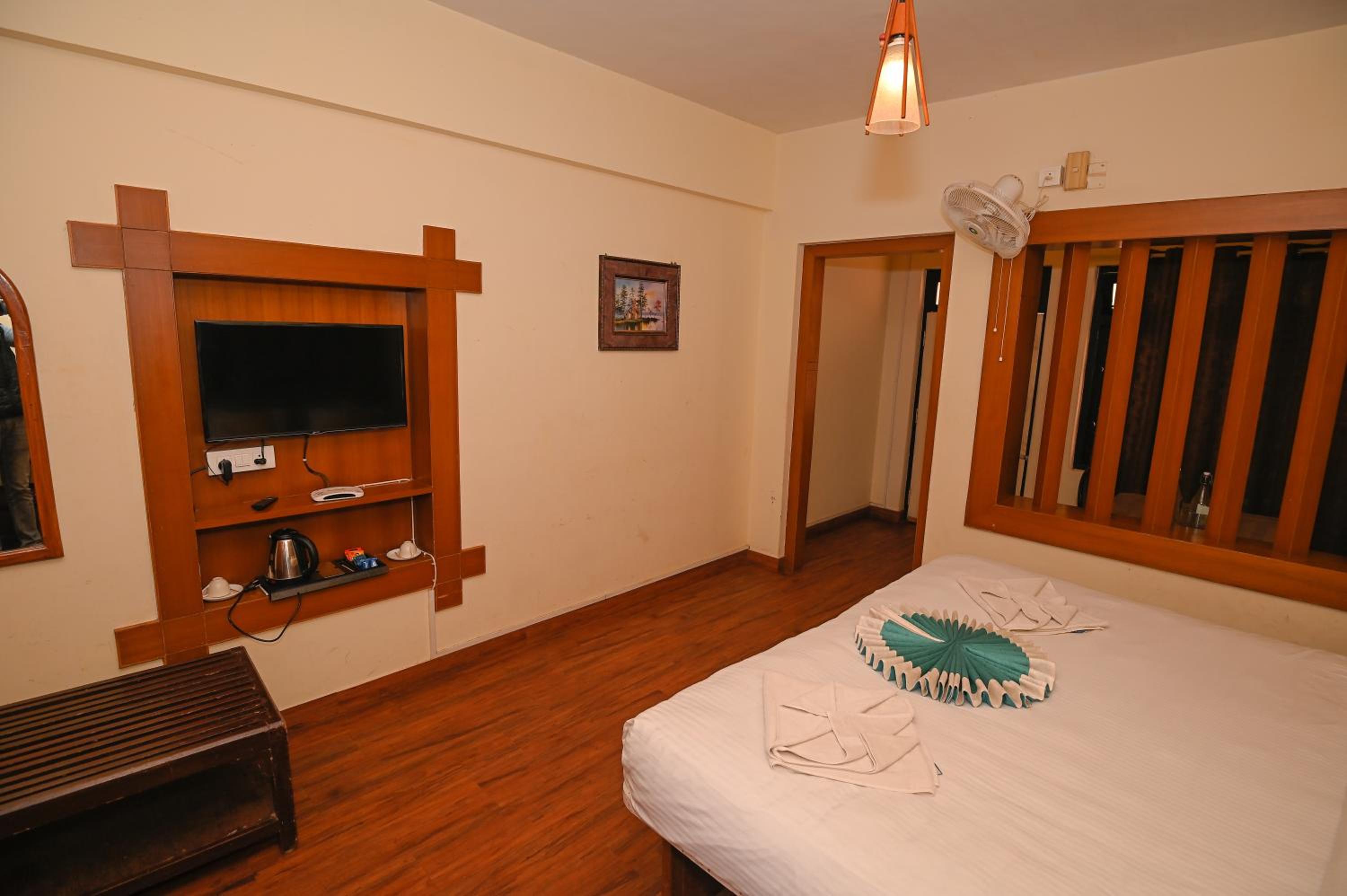Deluxe Room - Photo 2