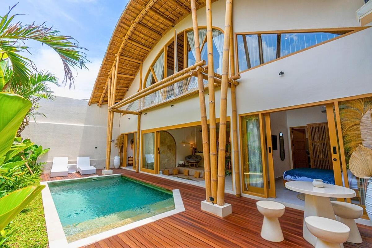 Three-Bedroom Villa photo 1