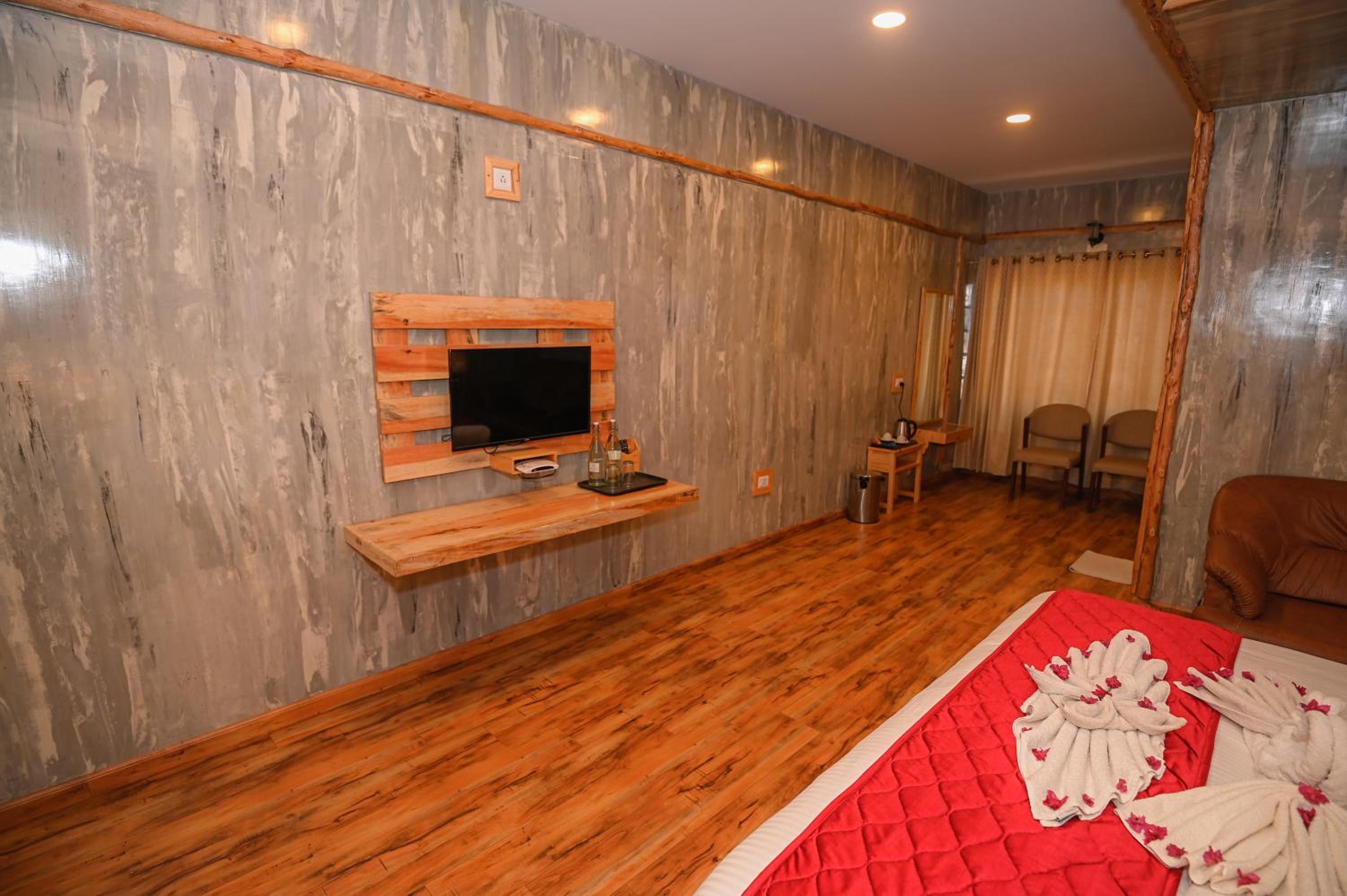 Junior Suite - Photo 12