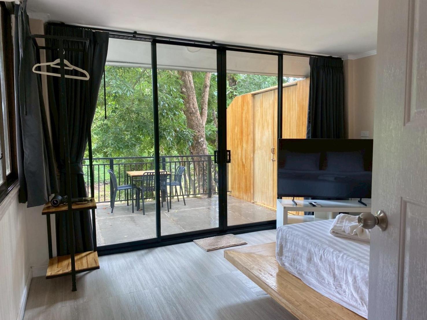 Deluxe Triple Room - Photo 1