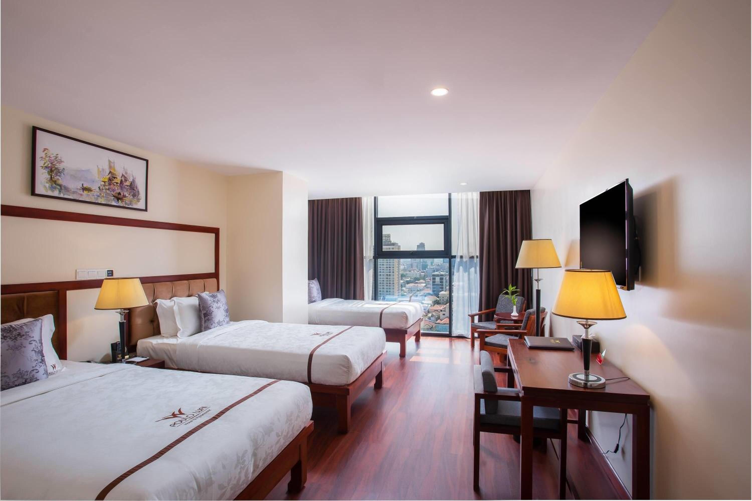 Landmark Triple Room - Photo 1