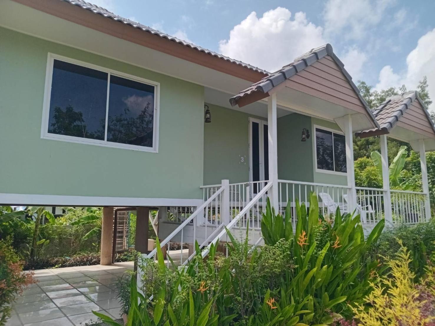 One-Bedroom Cottage
