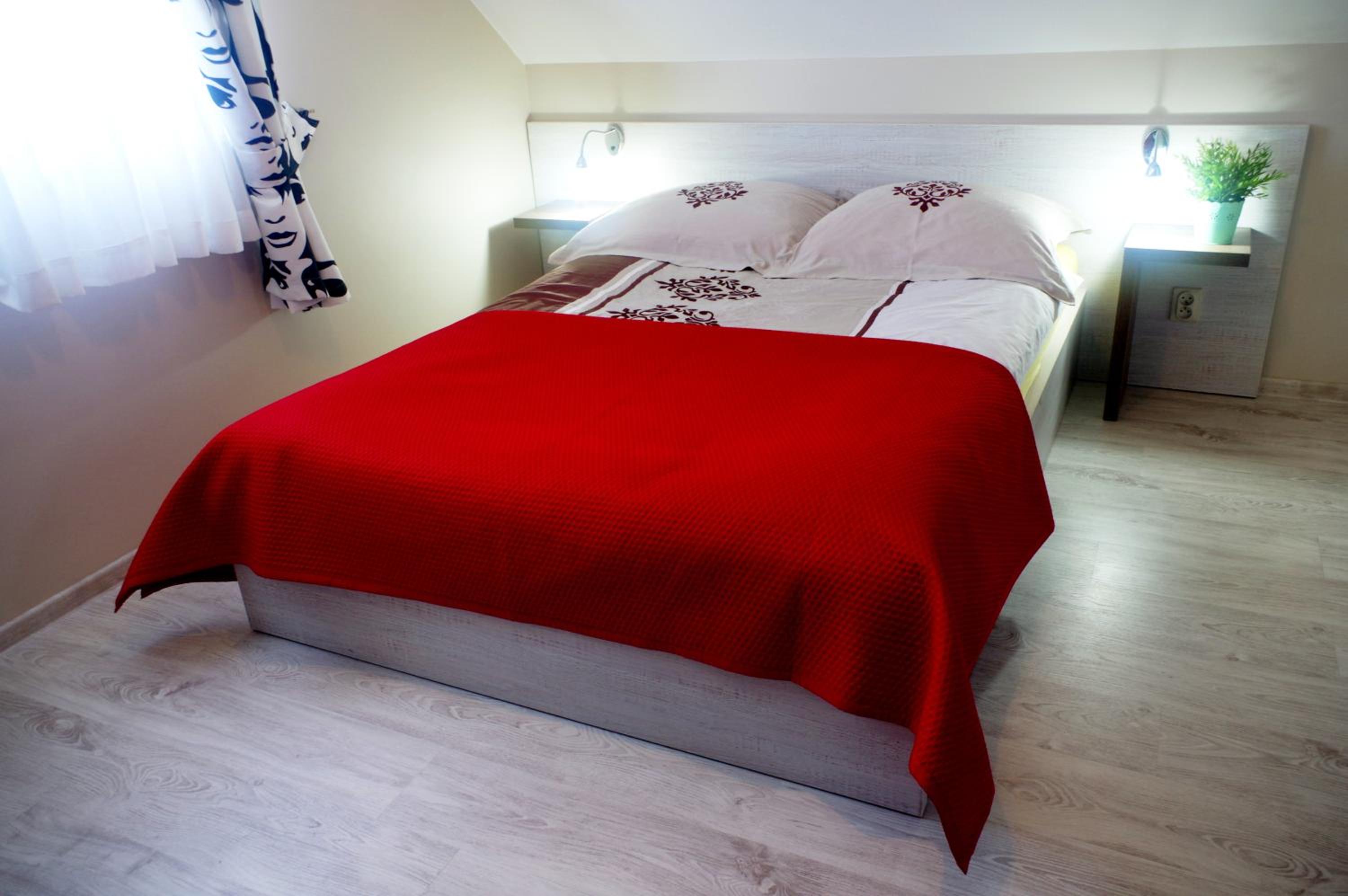 Two-Bedroom Chalet - Photo 10