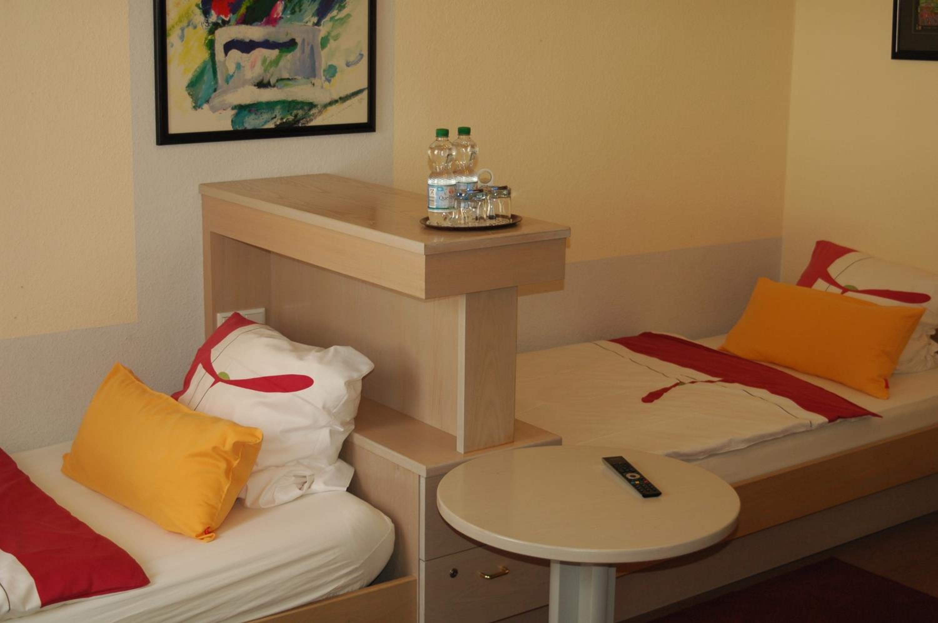 Single Room photo 2