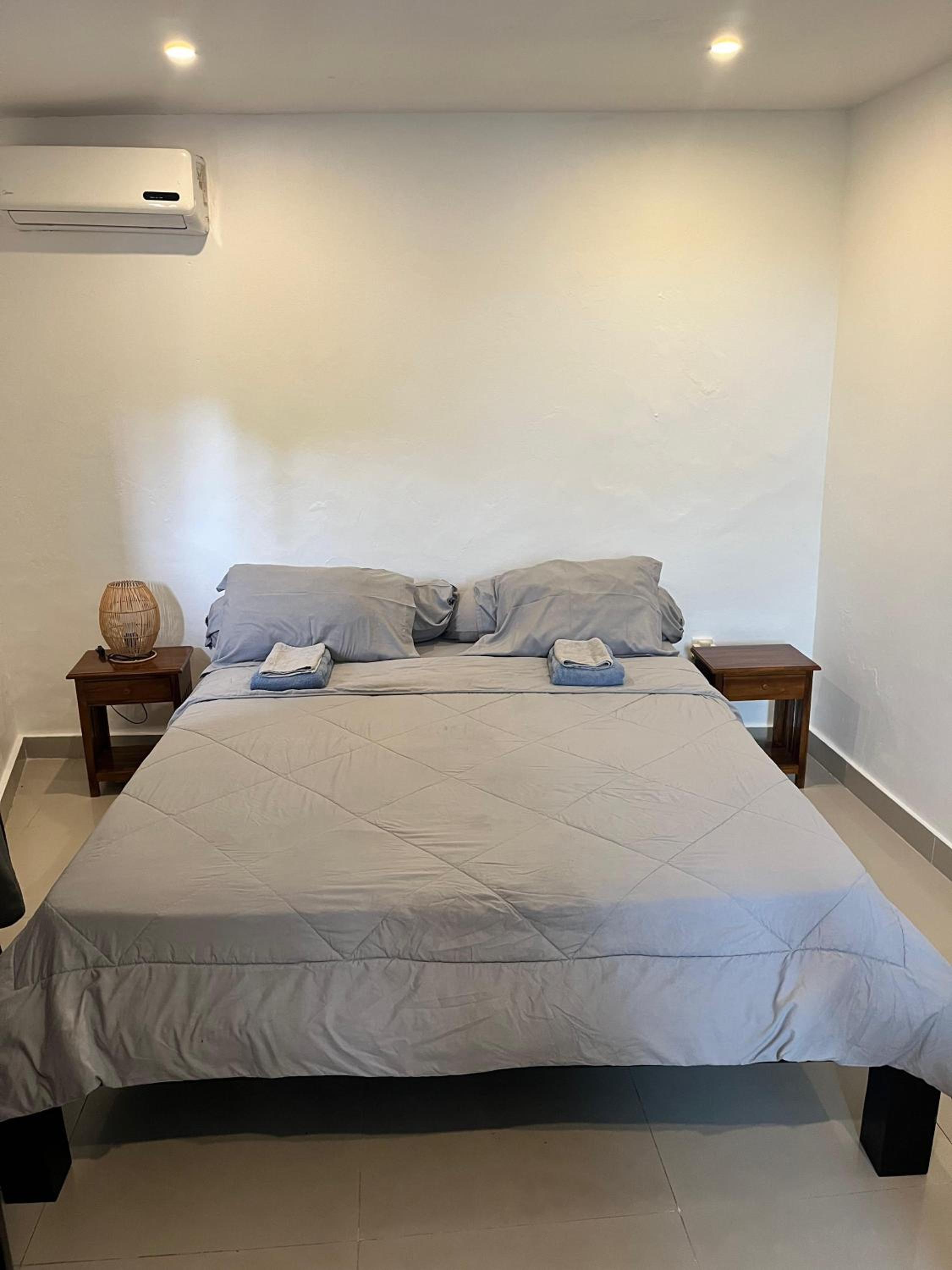 Standard Double Room with Shared Bathroom photo 1