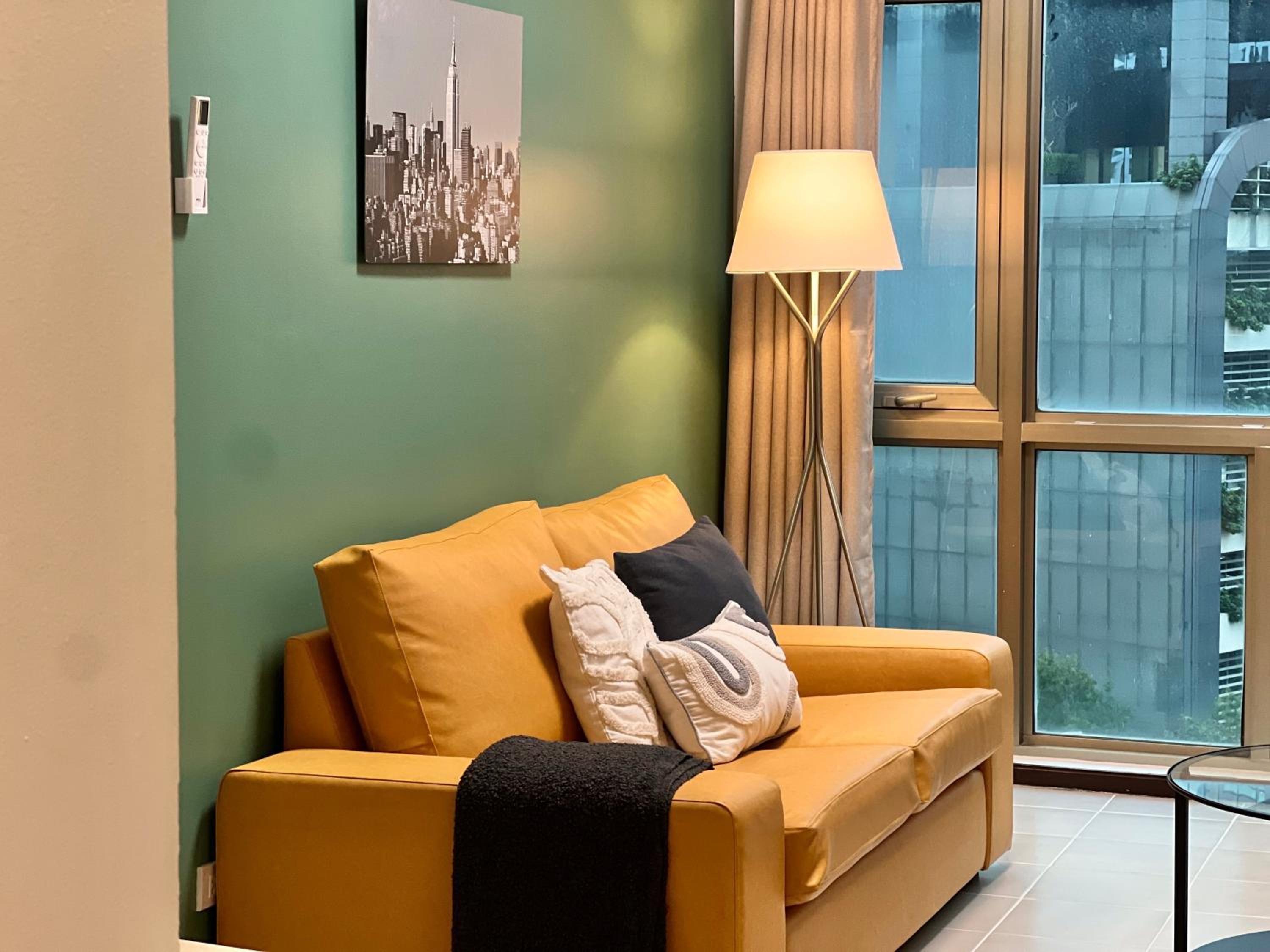 One-Bedroom Apartment photo 2